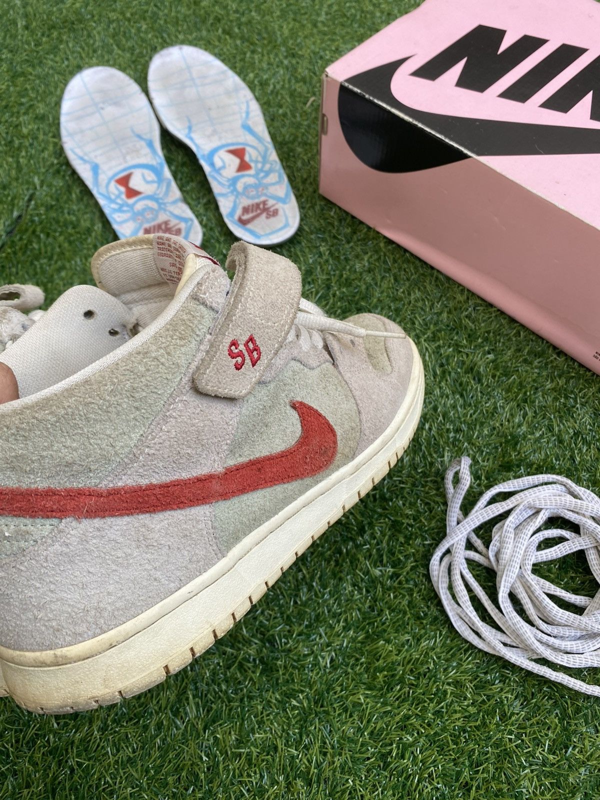 Nike Dunk SB mid White Widow Size US 9.5 / EU 42-43 - 6 Thumbnail