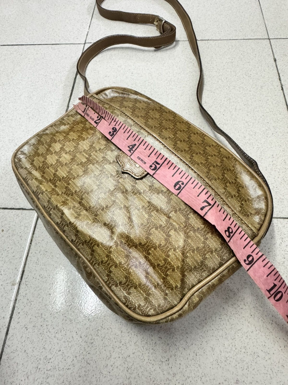 Celine VINTAGE CELINE TRIOMPHE MACADAM PVC CROSS BODY BAG Size ONE SIZE - 3 Thumbnail