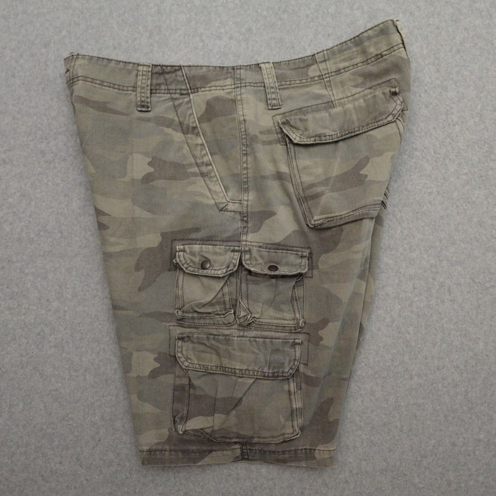 Ecko Unltd. Ecko Unlimited Cargo Shorts Men 38 Camo cargo Baggy Skate Y2K 38x21 Multicolor Size US 38 / EU 54 - 5 Thumbnail