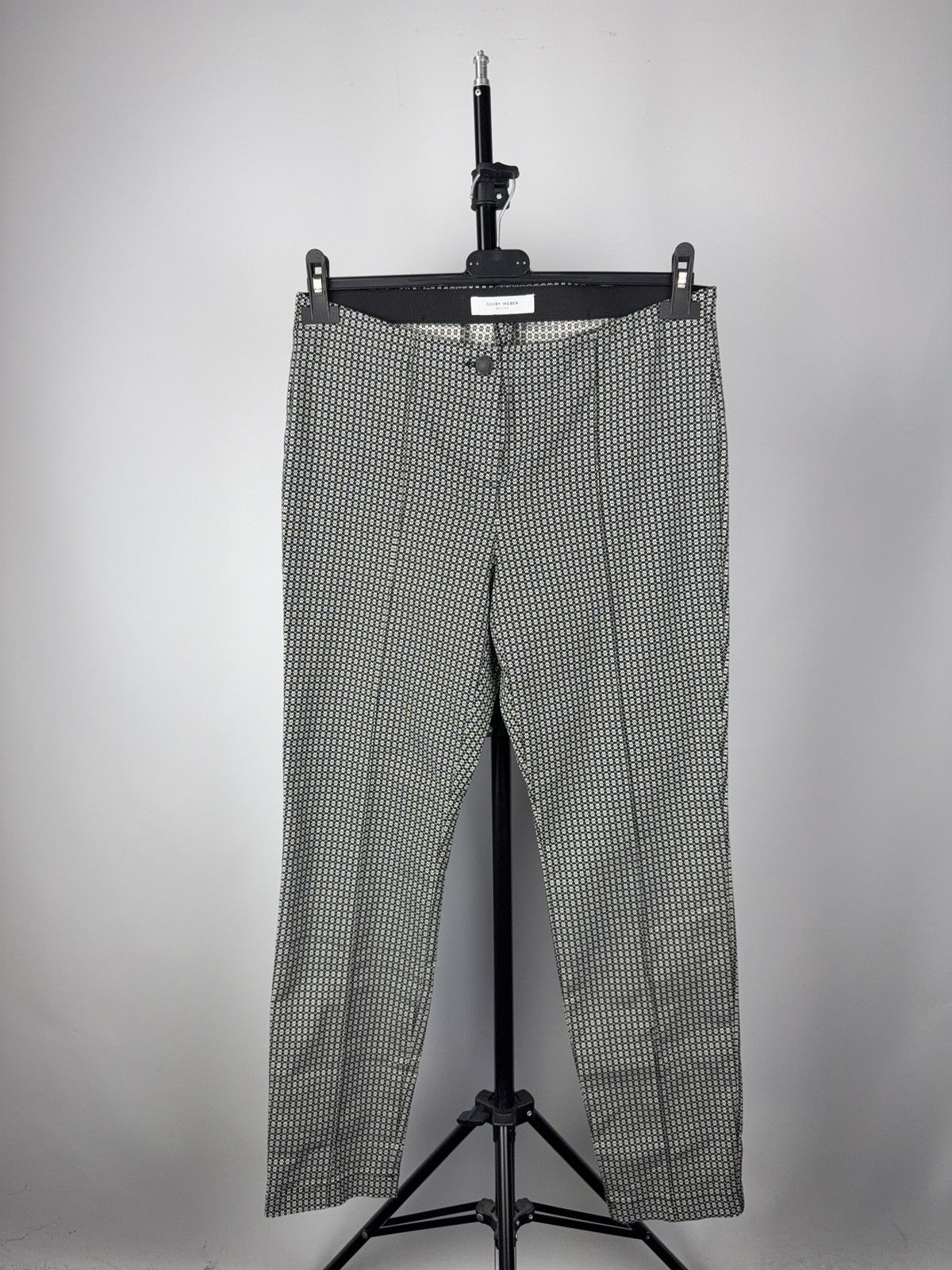 Gerry Weber Designer Gerry Weber Slim Fit Patterned Pants 40R Germany Size 30" / US 8 / IT 44 - 1 Thumbnail