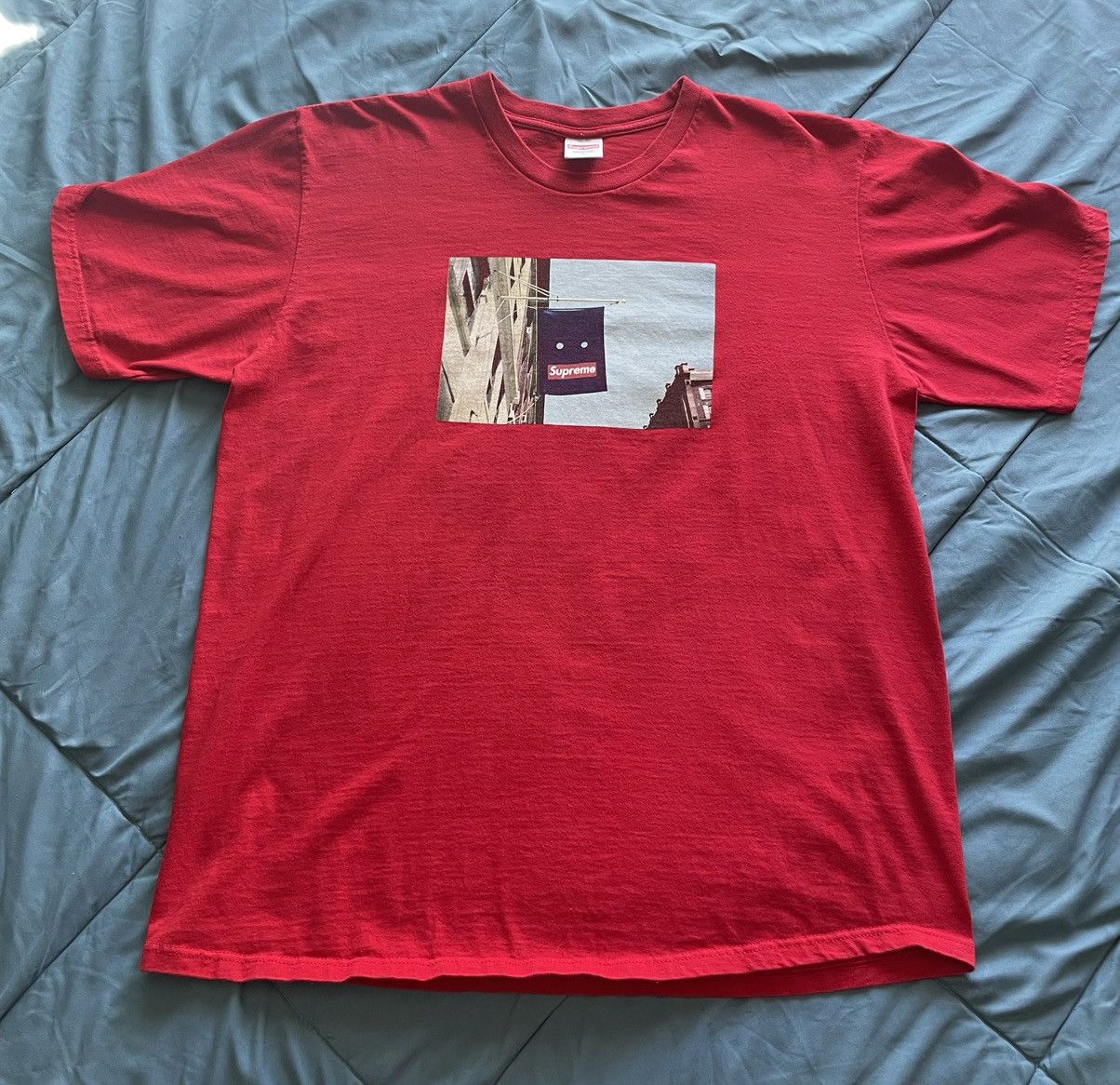 Supreme Banner Tee in Red Brand deals New Medium