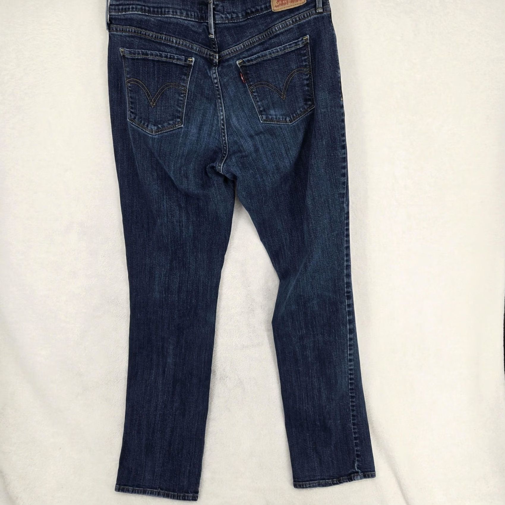 Levi's VINTAGE? No. Levi's 515 Straight Jeans Womens 12L W31 L34 Dark Wash Stretch Denim Mid Rise Size 34" / US 12 / IT 48 - 3 Thumbnail