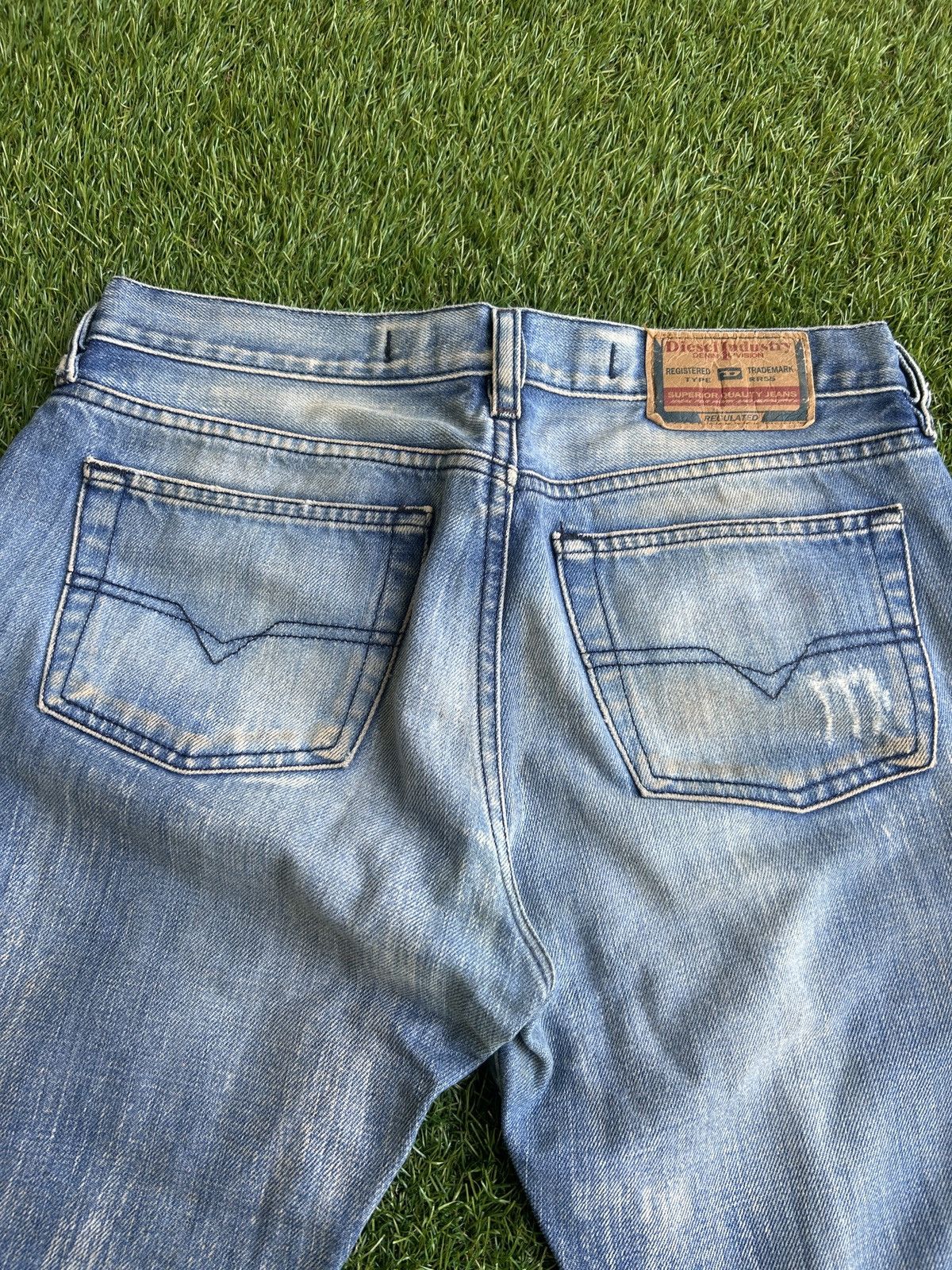 Diesel Diesel Industry Denim Division Made in Italy Jeans Size 28 Size US 28 / EU 44 - 7 Thumbnail