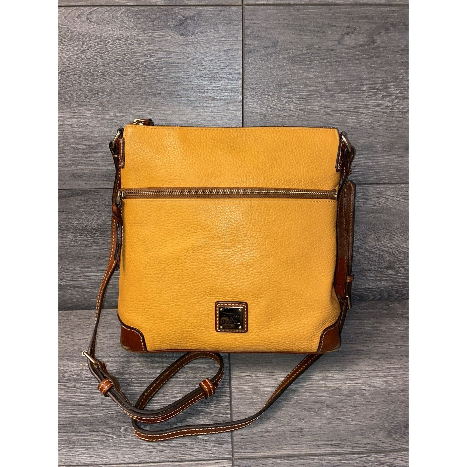 Dooney & Bourke Dooney & Bourke Pebble Leather Crossbody bag marigol A260501 Size ONE SIZE - 1 Thumbnail
