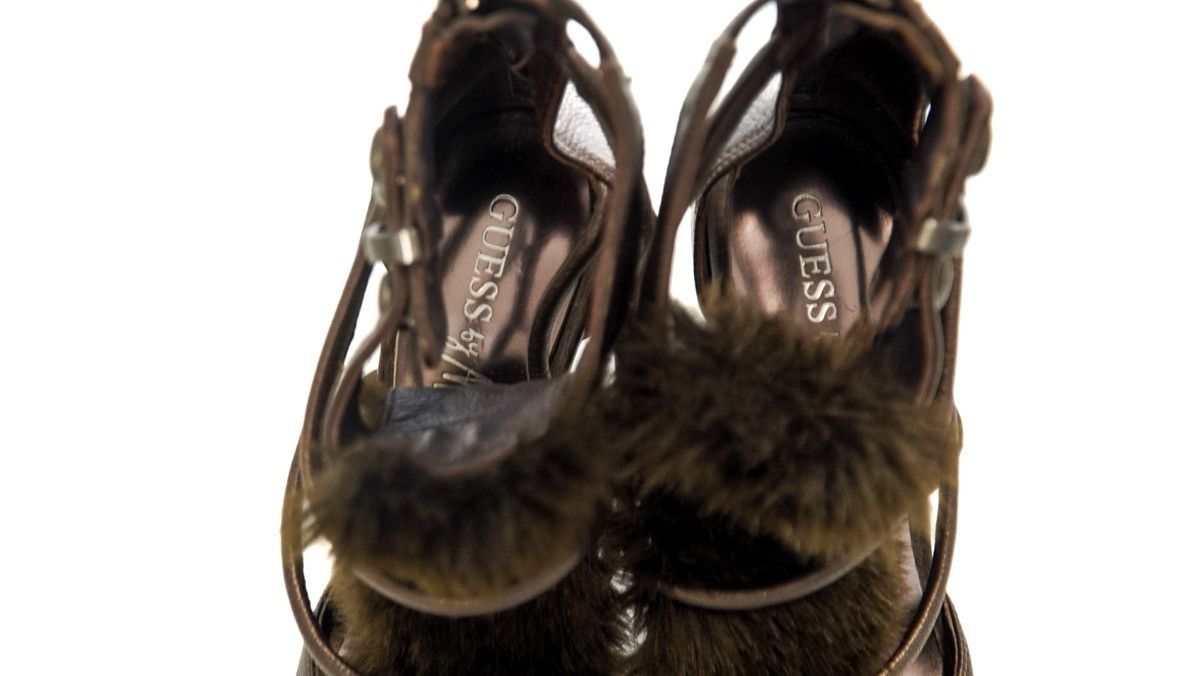 Guess Guess Vintage Fur Heels Size US 7.5 / IT 37.5 - 4 Thumbnail