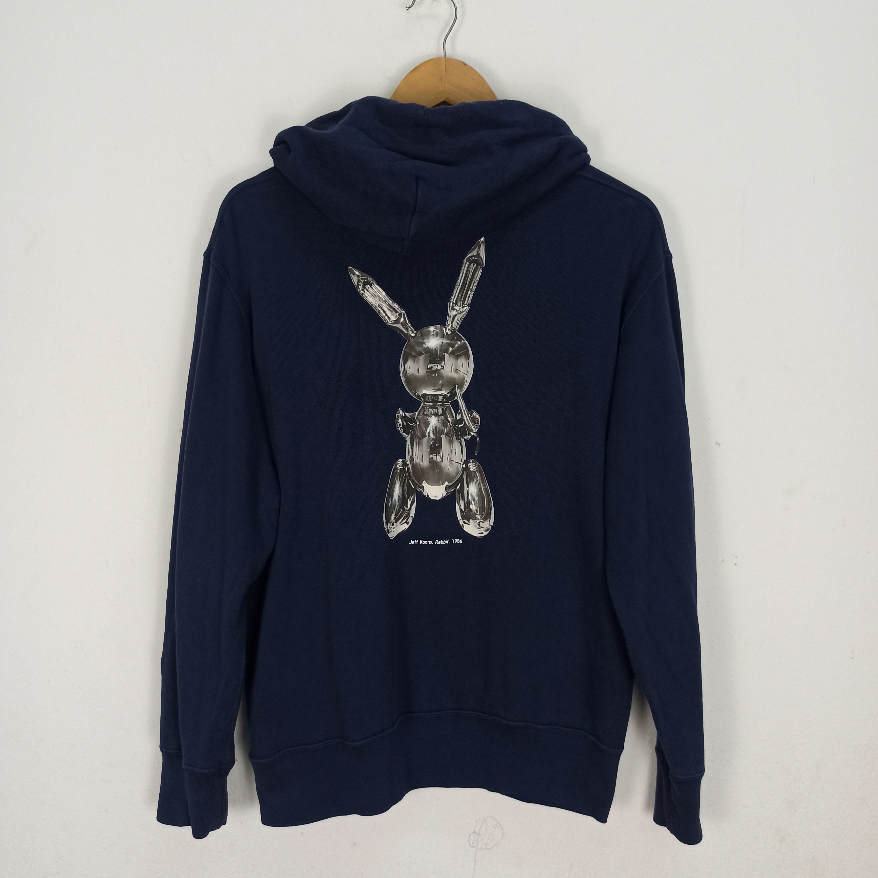 Uniqlo Jeff Knoons Rabbit Sweatshirt Hoodie Size US S / EU 44-46 / 1 - 1 Thumbnail
