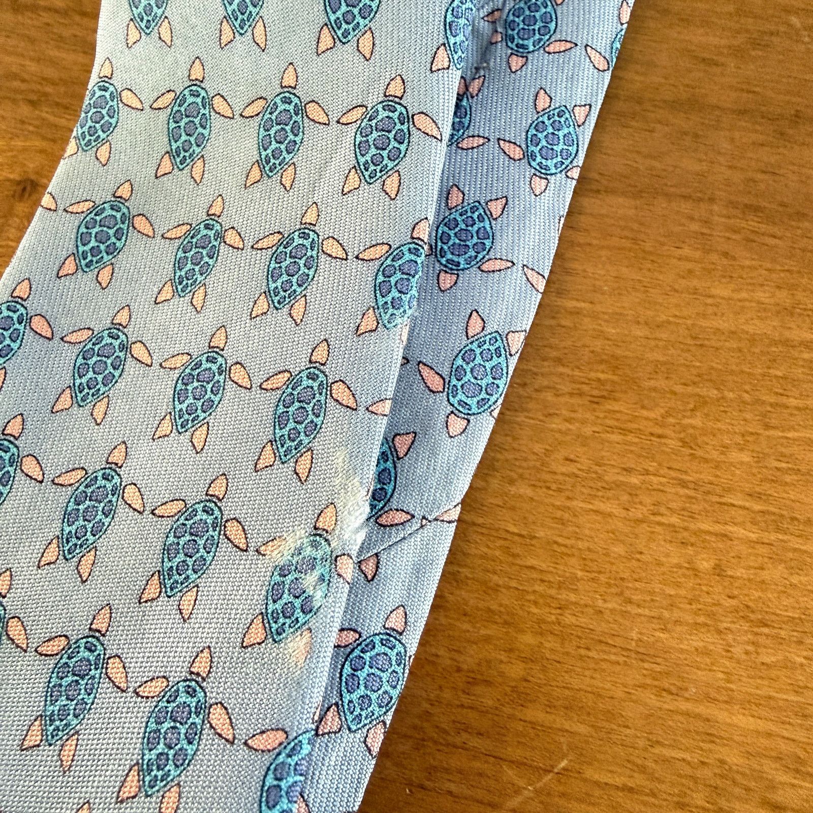 Other Vineyard Vines Men's Silk Sea Turtle Print Necktie Size ONE SIZE - 3 Thumbnail