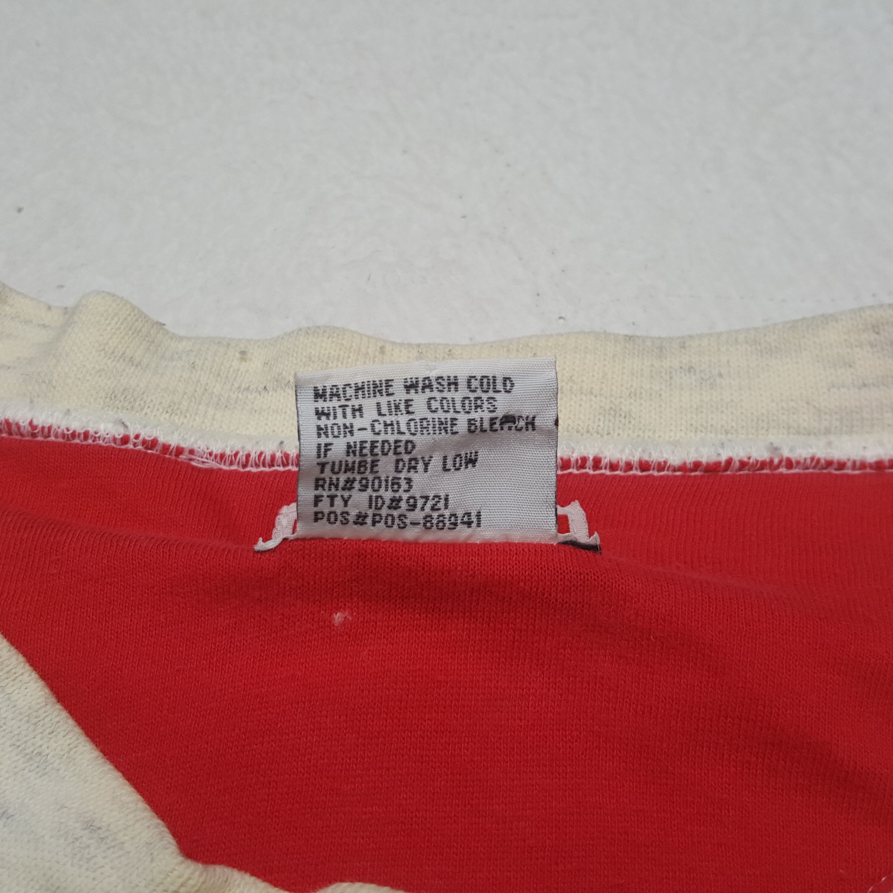 Marlboro UNLIMITED MARLBORO Vintage Sweatshirt C293N19 Size US L / EU 52-54 / 3 - 5 Thumbnail