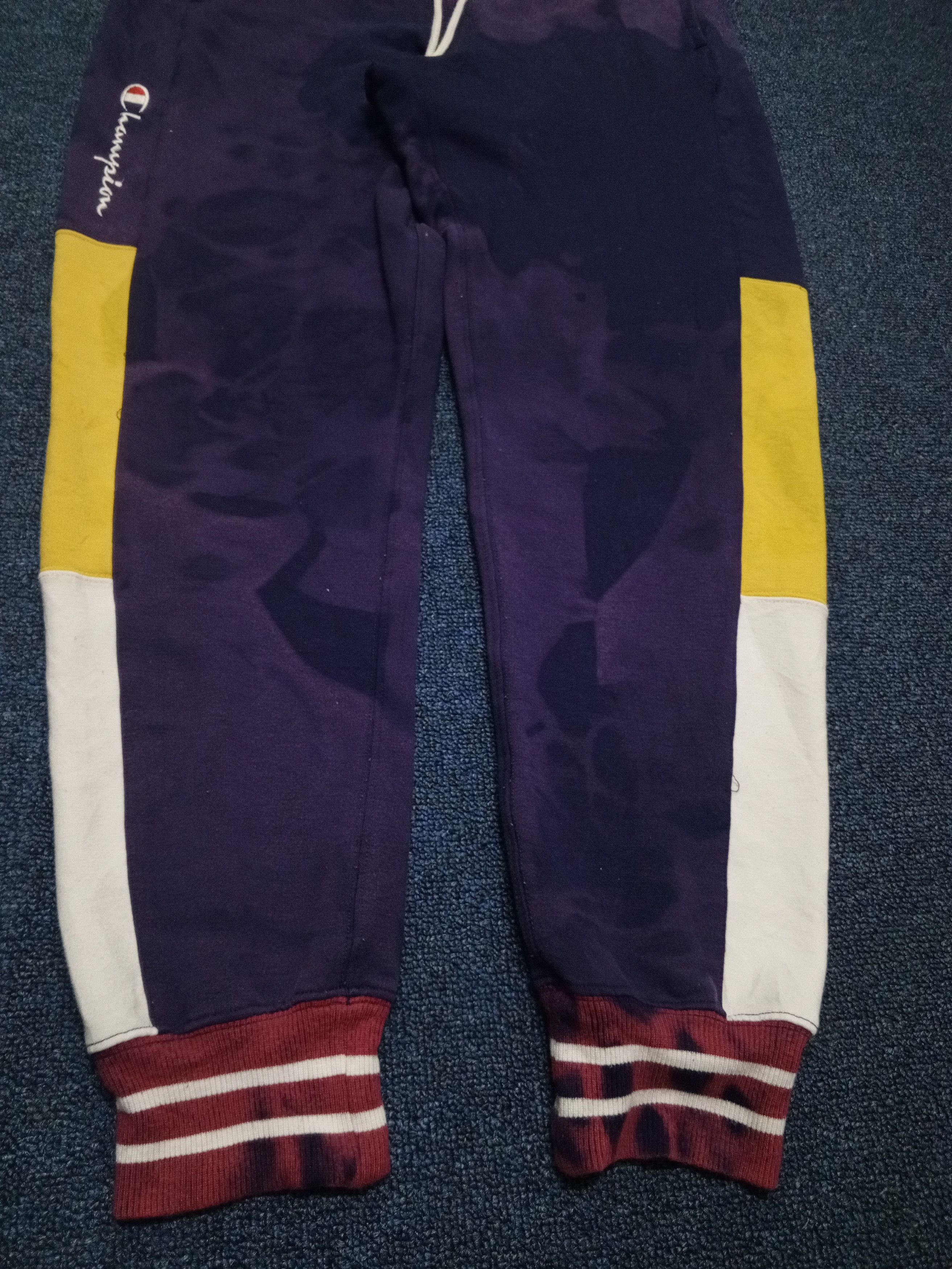 Champion 💥champion tai-dai💥multicolor faded Size US 30 / EU 46 - 4 Thumbnail