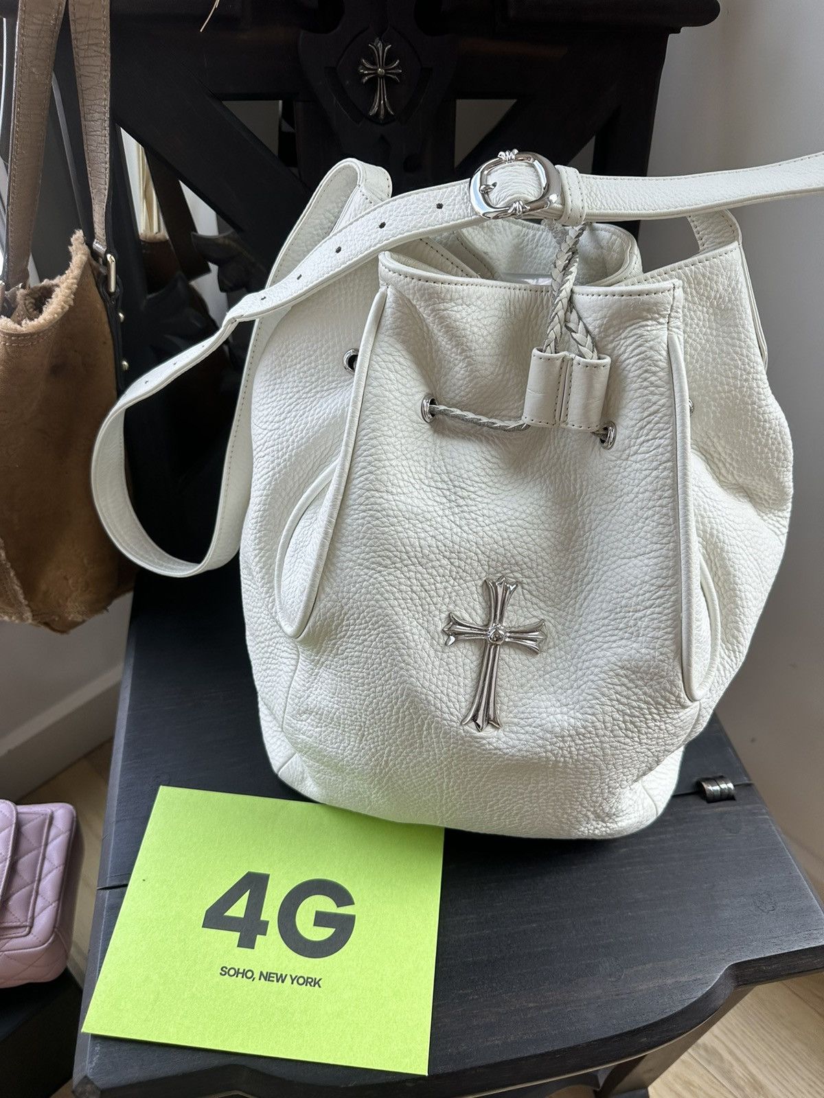 Chrome Hearts CHROME HEARTS XL LARGE WHITE LEAHER HIPPIE TRAVEL BAG Size ONE SIZE - 7 Thumbnail