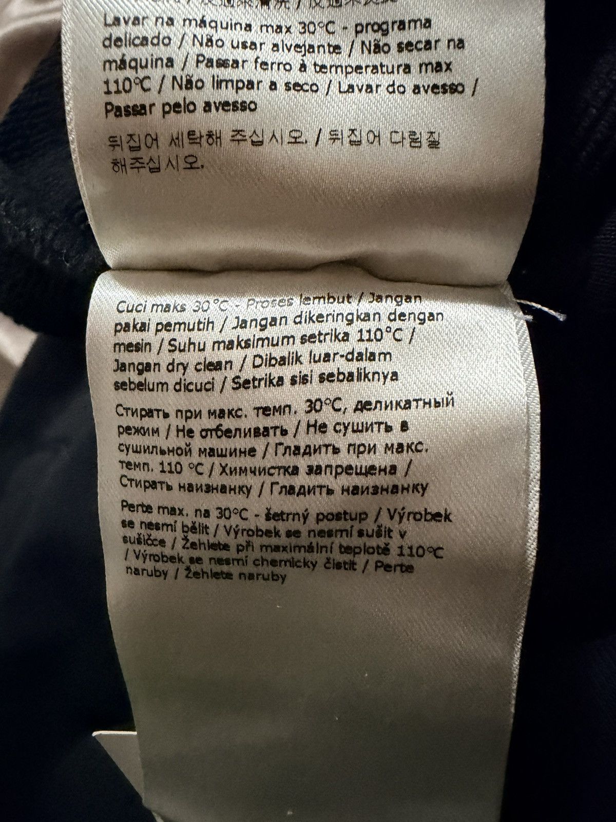 Fendi Fendi Size US L / EU 52-54 / 3 - 7 Thumbnail