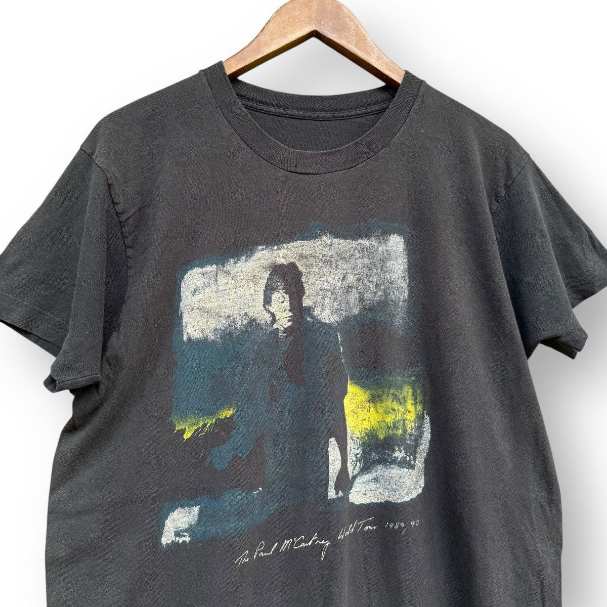 Band Tees Paul McCartney World Tour 89/90’s T-shirt Vintage Size US XL / EU 56 / 4 - 2 Thumbnail