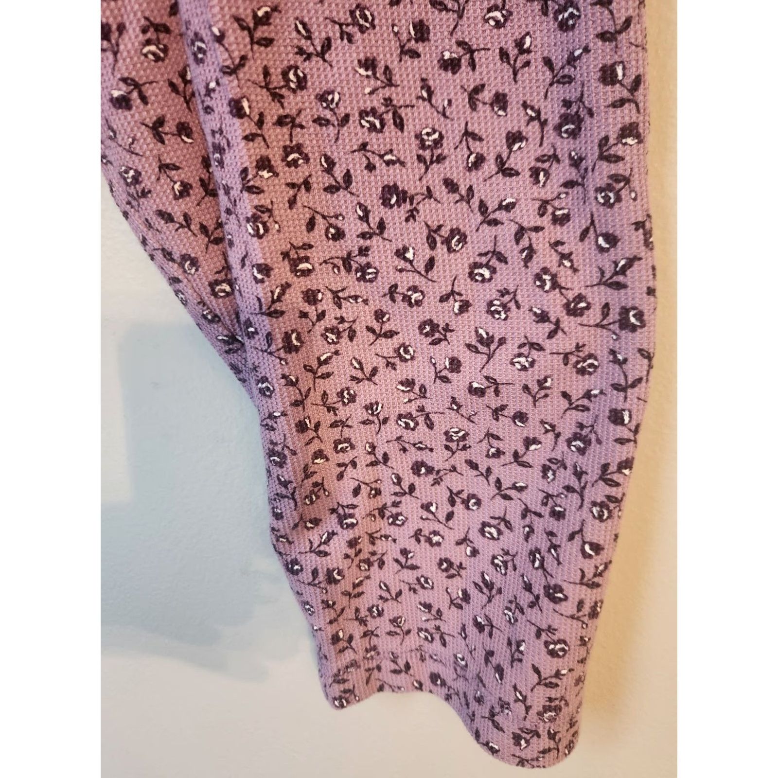Essentials Essentials by Maggie Purple Floral Henley Waffle Knit Top Shirt 30/32 Plus Shirt Purple Floral Henley Waffle Knit Top Mens Womens Girls Boys Size 4XL / US 24-26 - 4 Thumbnail