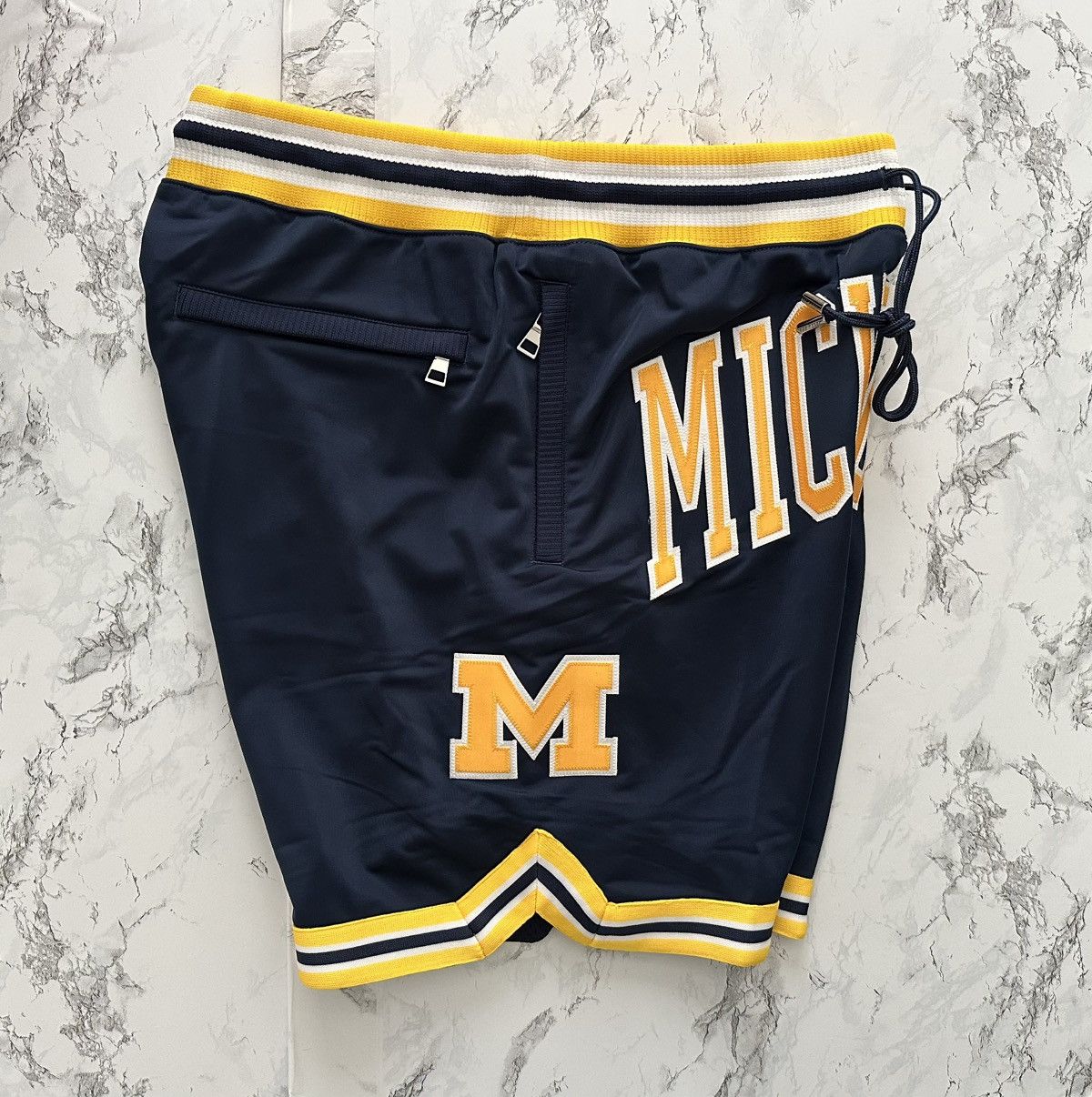 Just Don Air Jordan Just Don Michigan Wolverines PE Shorts RARE Size US 32 / EU 48 - 4 Thumbnail