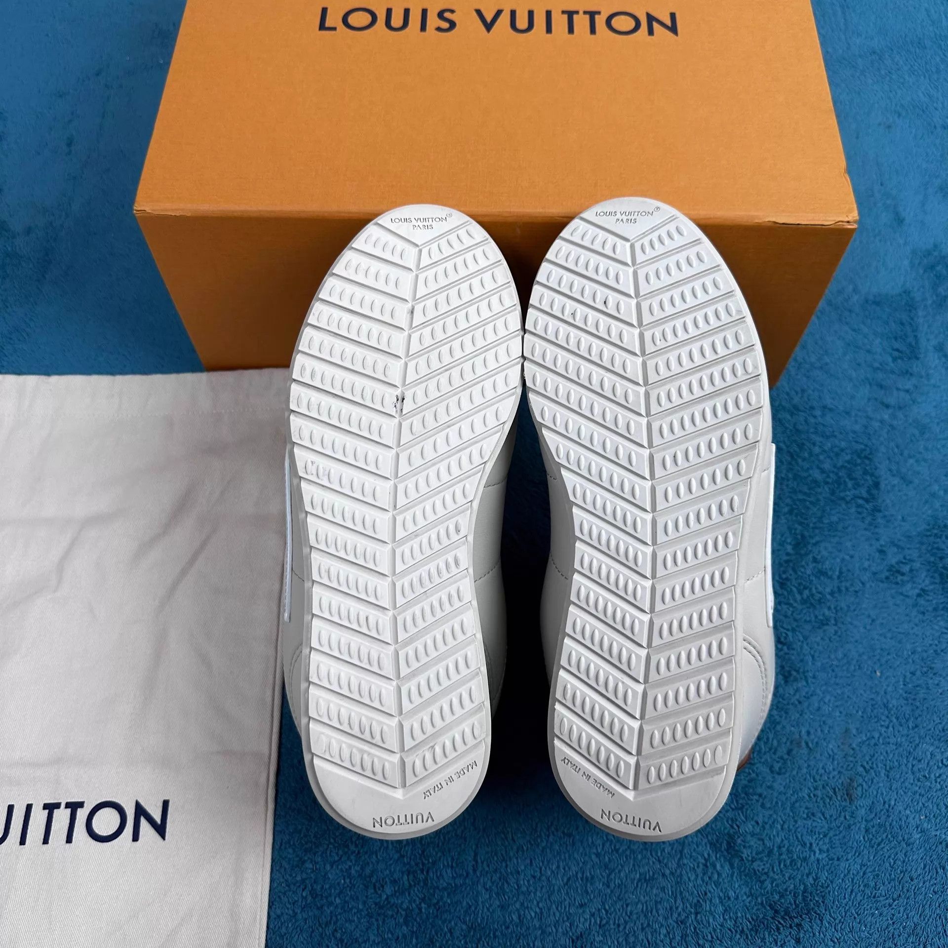 Louis Vuitton nigo x LV buttersoft FW25 sheepskin low-top beige 7/41 Size US 8 / EU 41 - 5 Thumbnail