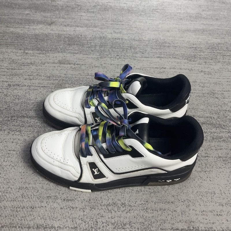 Louis Vuitton Louis Vuitton Trainer White Black Sneakers 0089 Size US 7.5 / EU 40-41 - 1 Thumbnail