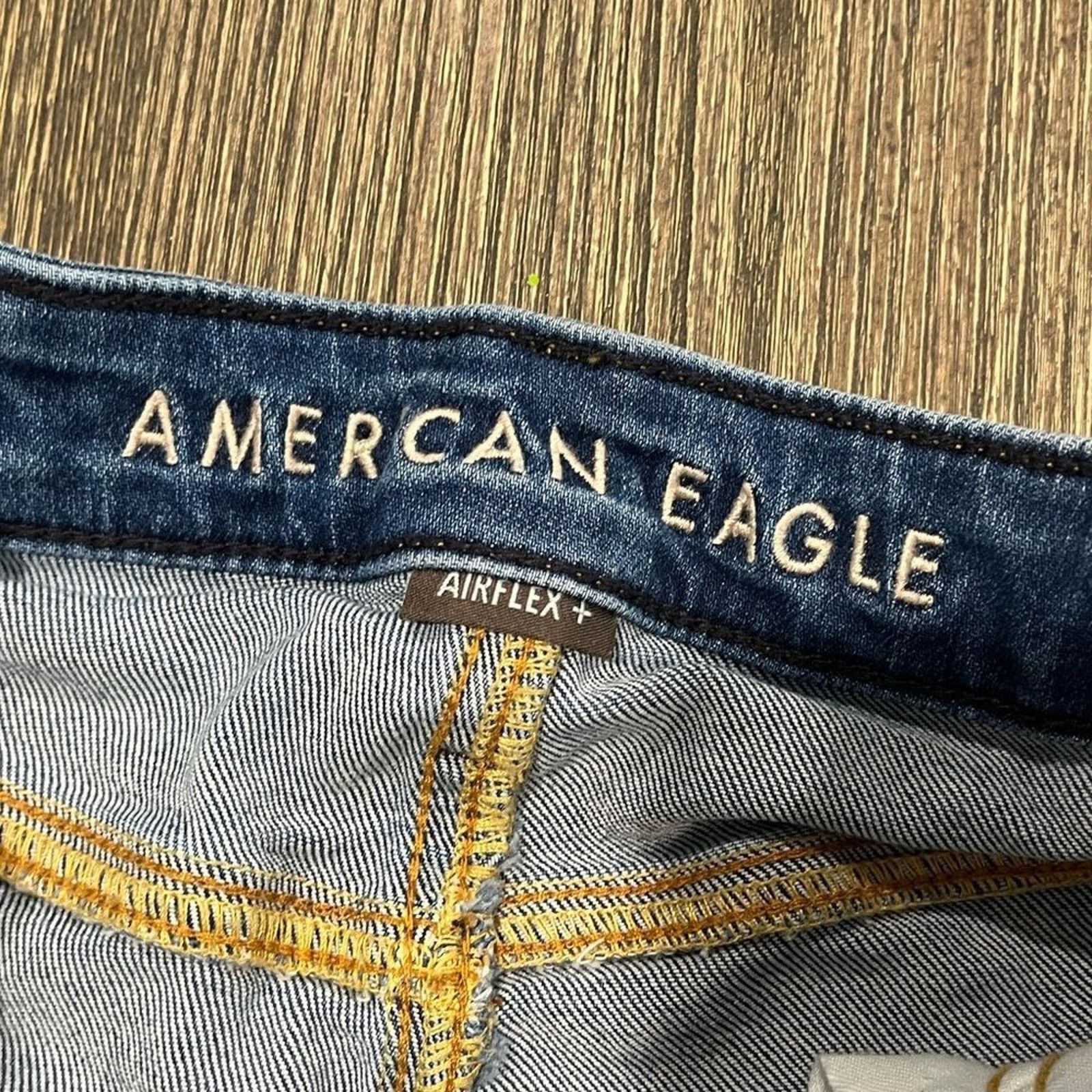 American Eagle Outfitters American Eagle AirFlex+ 9" Denim Short Distressed Raw Hem 26 Size US 26 / EU 42 - 3 Thumbnail