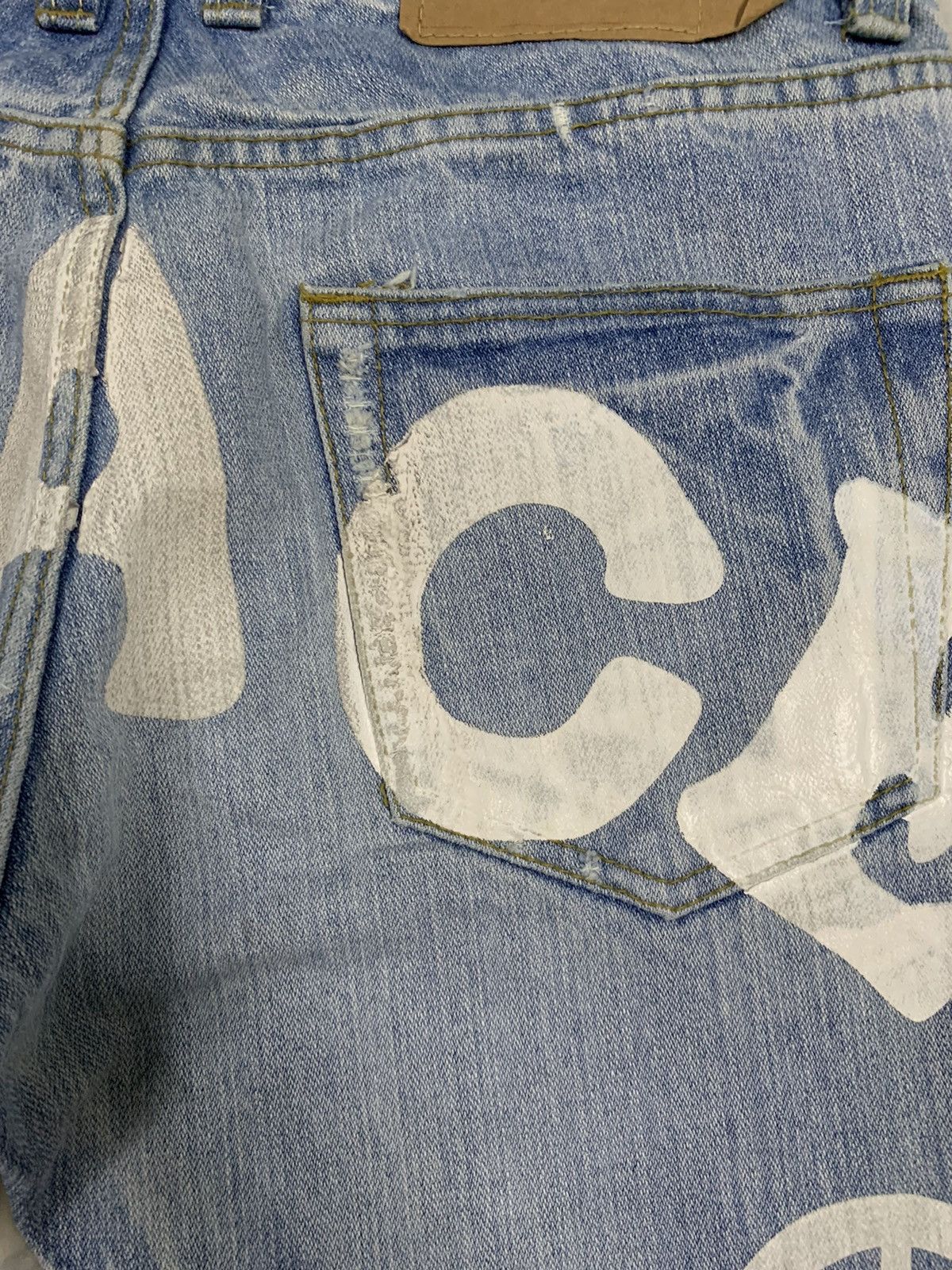 Hysteric Glamour Vintage Japanese Brand 420 Peace Spell Out Distressed Jeans Size US 31 - 15 Thumbnail