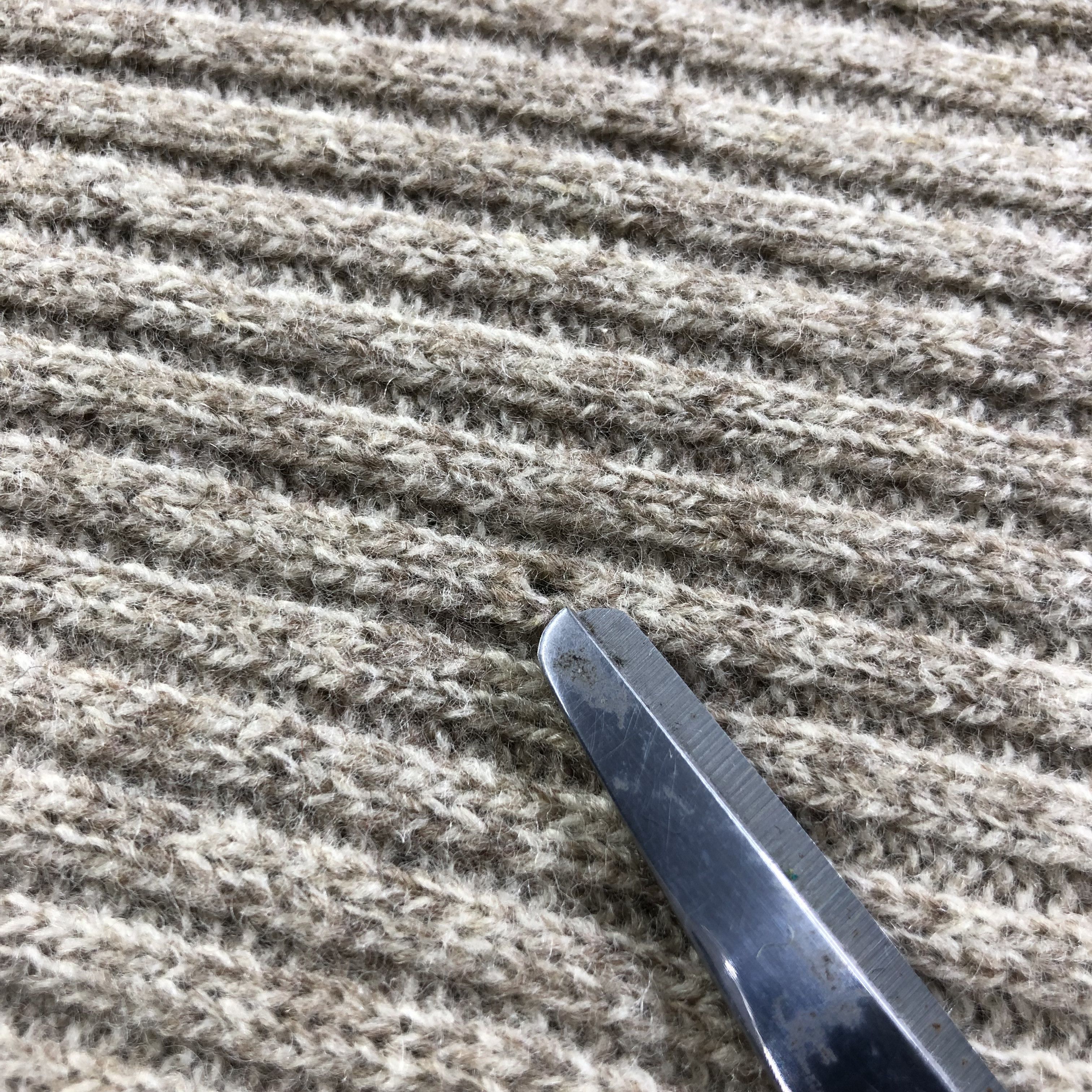 Guess Guess Pleated Wool Scarf Muffler V1997 Size ONE SIZE - 6 Thumbnail