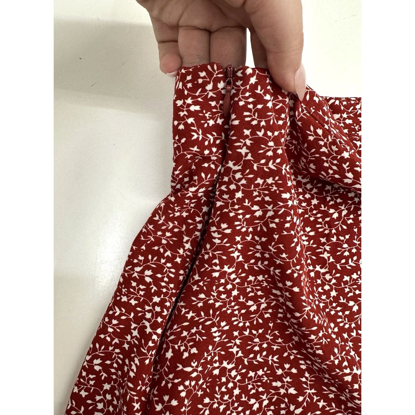 Shein SheIn Skirt Womens XS Red Size Floral Slip Faux Wrap Size 26" / US 2 / IT 38 - 4 Thumbnail