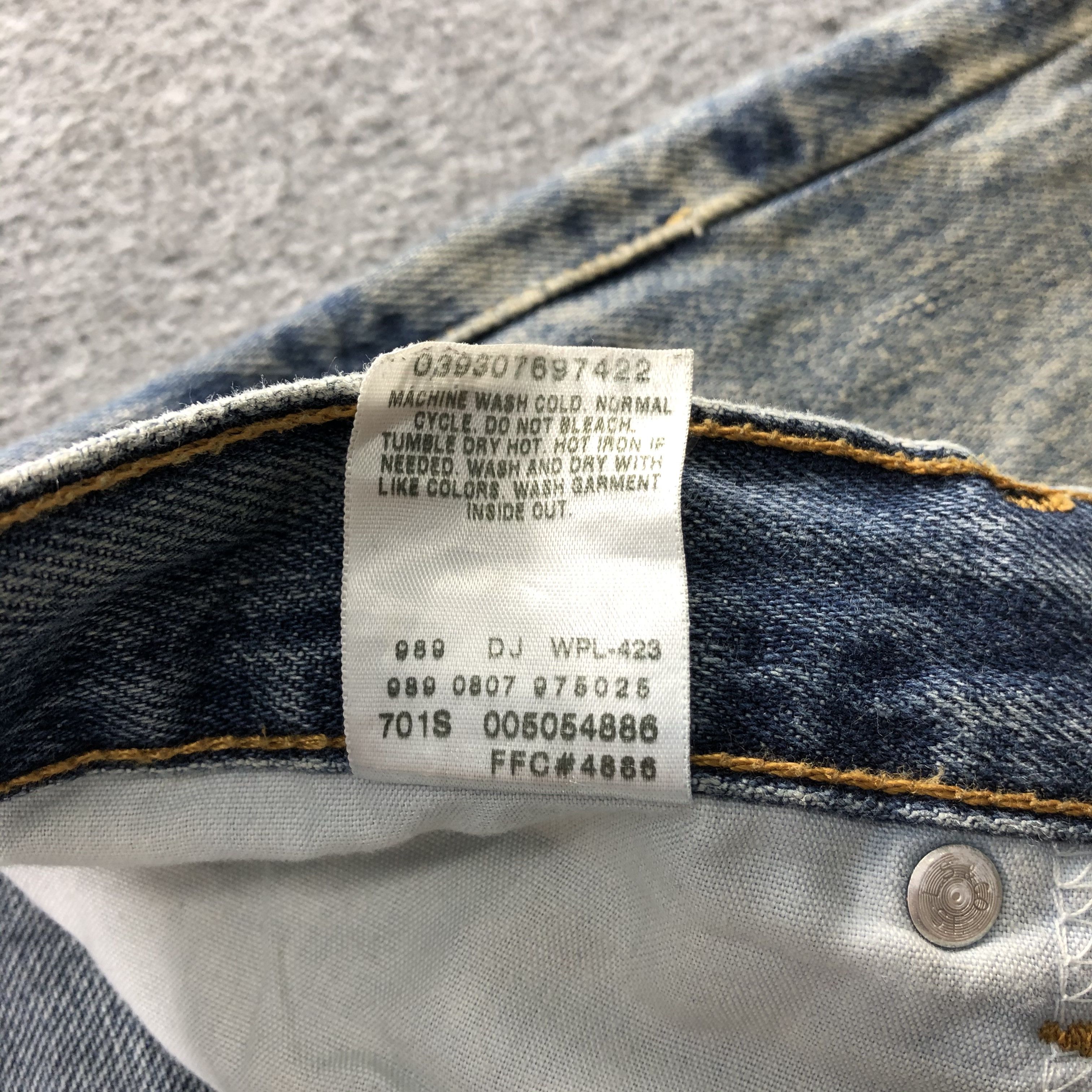 Levi's Vintage Mid Wash Levis 505 Jeans- J1315 Size US 37 - 10 Thumbnail