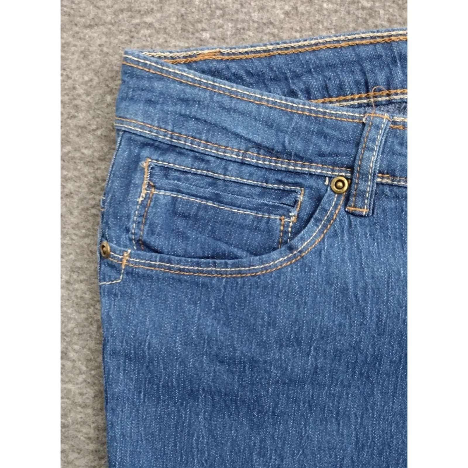Denime Unbranded Jeans Women's 20 Denim Dark Wash Mid Rise Skinny Capri Jeans Size 42" / US 20 - 6 Thumbnail