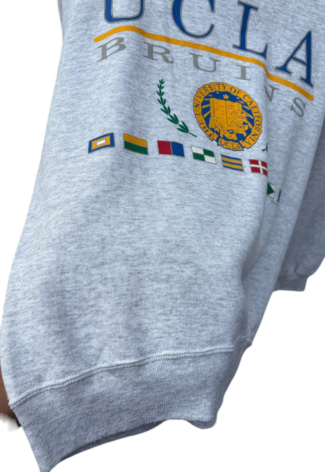 Vintage Vintage Ucla Bruins Sweatshirt Size US M / EU 48-50 / 2 - 6 Thumbnail