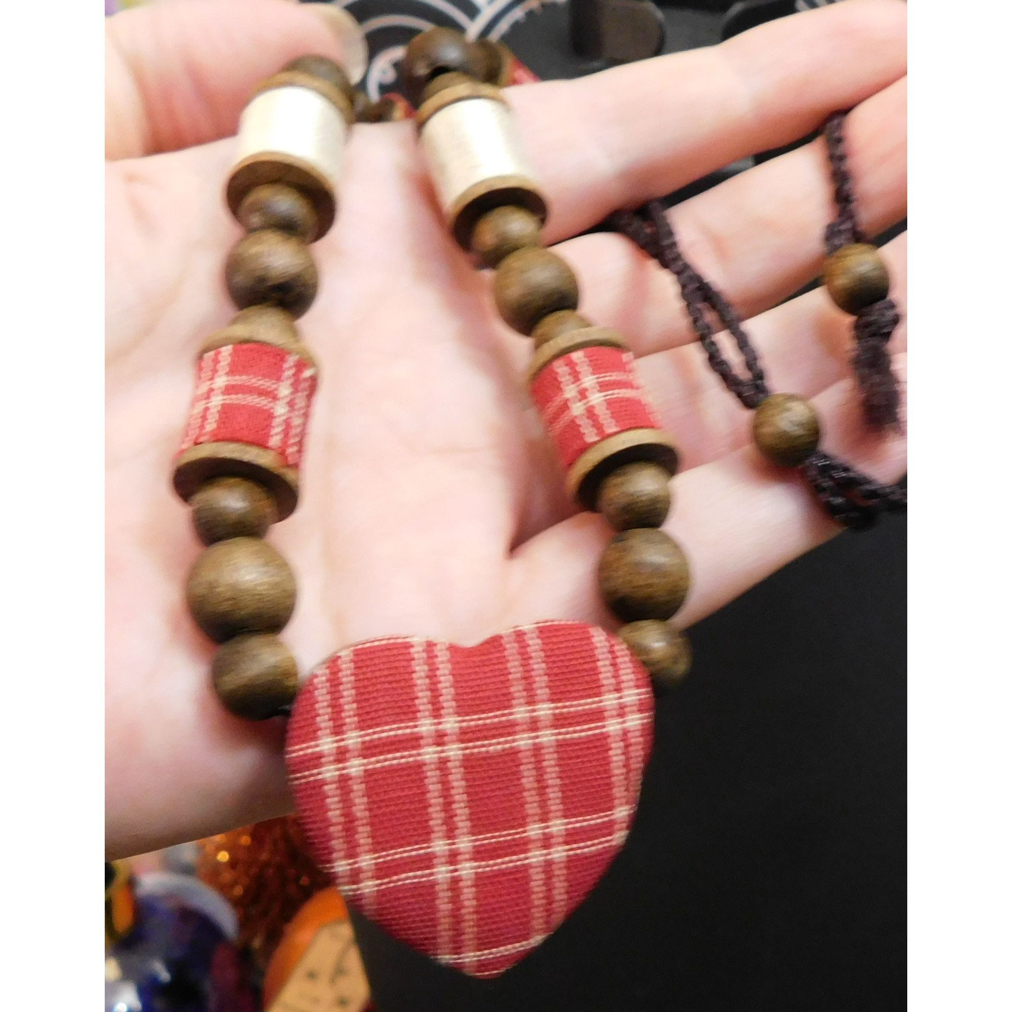 Other Rustic Plaid Heart Handmade Beaded Necklace Size ONE SIZE - 4 Thumbnail