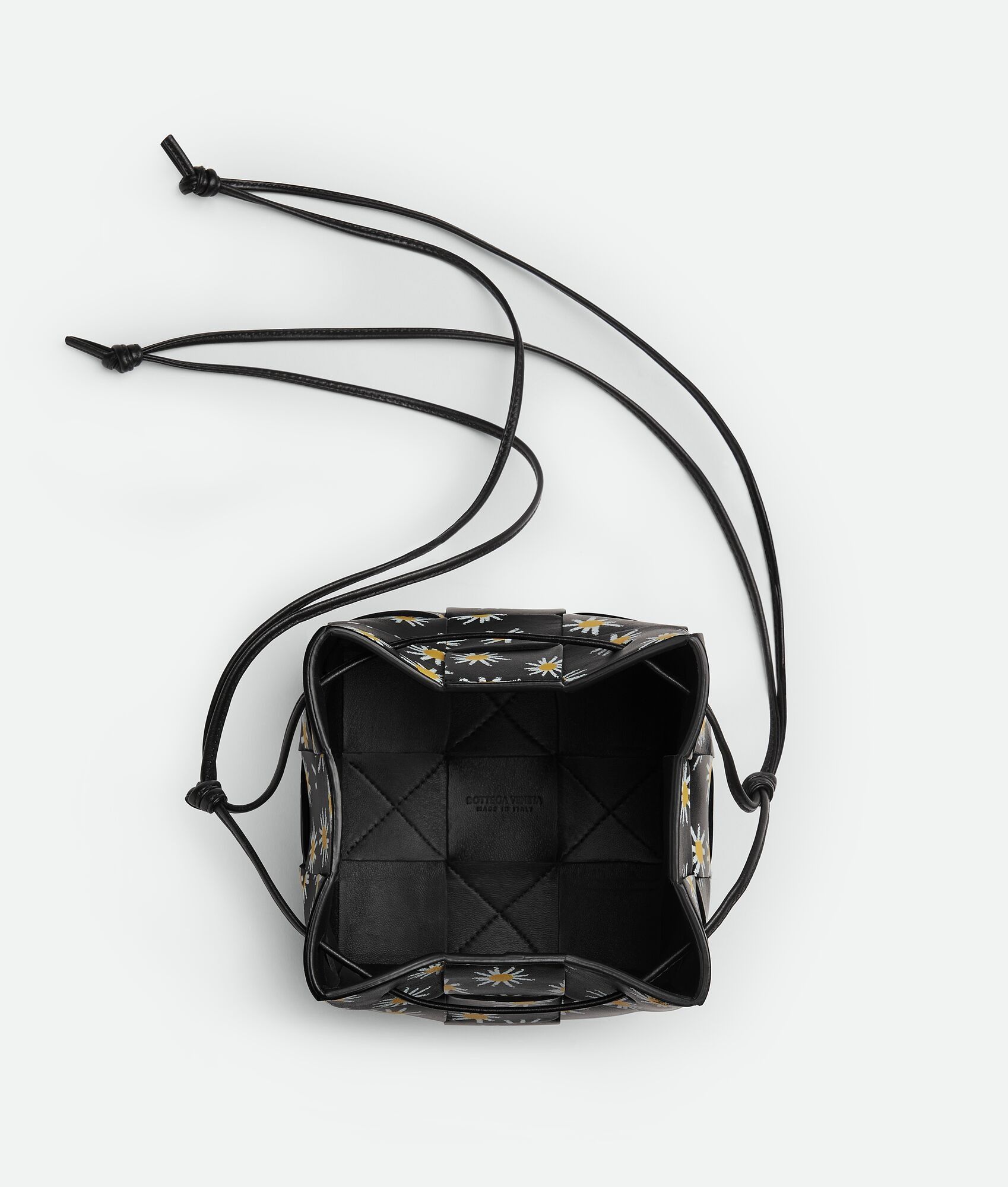 Bottega Veneta o1n1vont0725 Size: OS / Small Cross-Body Bucket Bag Size ONE SIZE - 3 Thumbnail