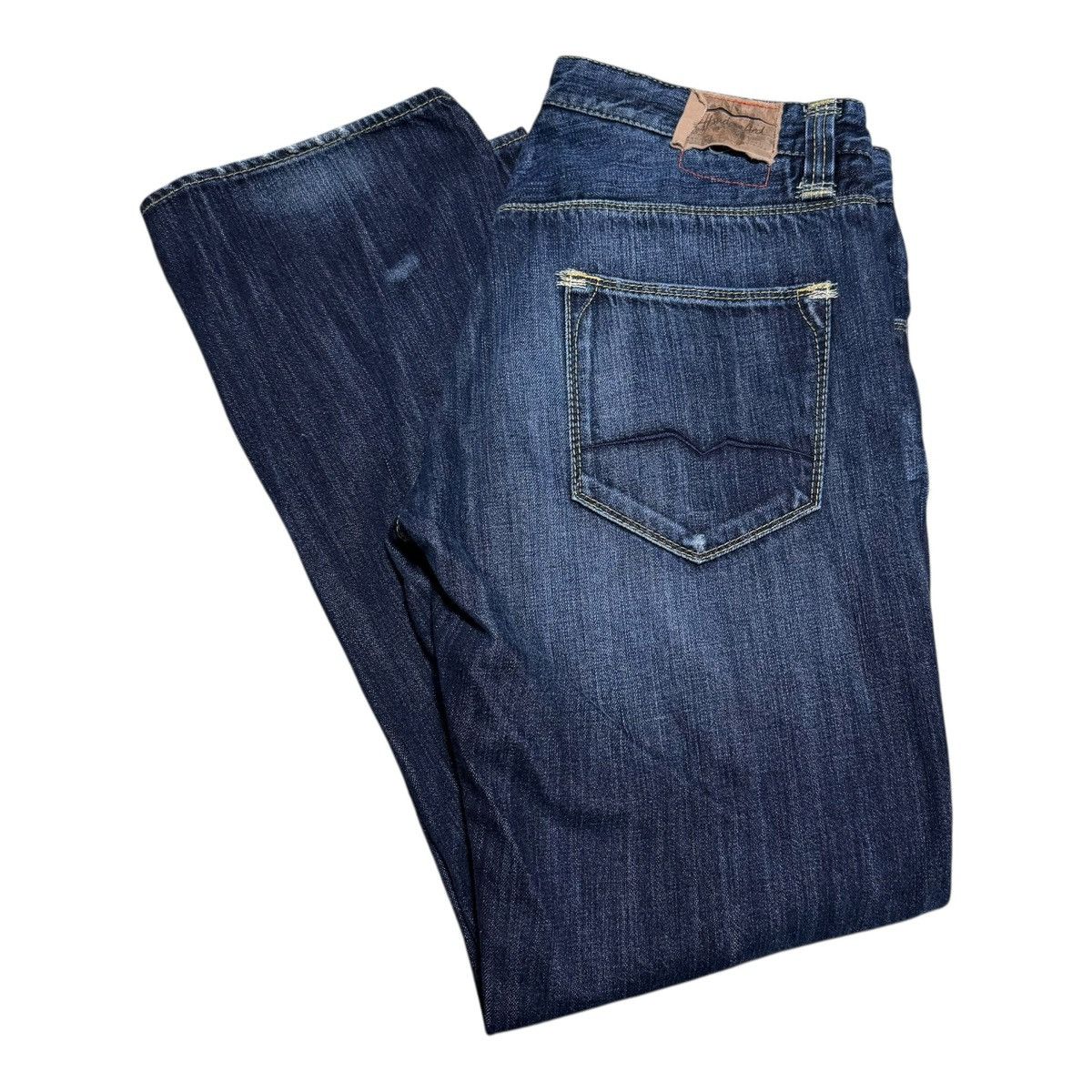 Hugo Boss Hugo Boss Handcrafted Button Fly Dark Wash Jeans Men’s 38x34 Size US 38 / EU 54 - 1 Thumbnail