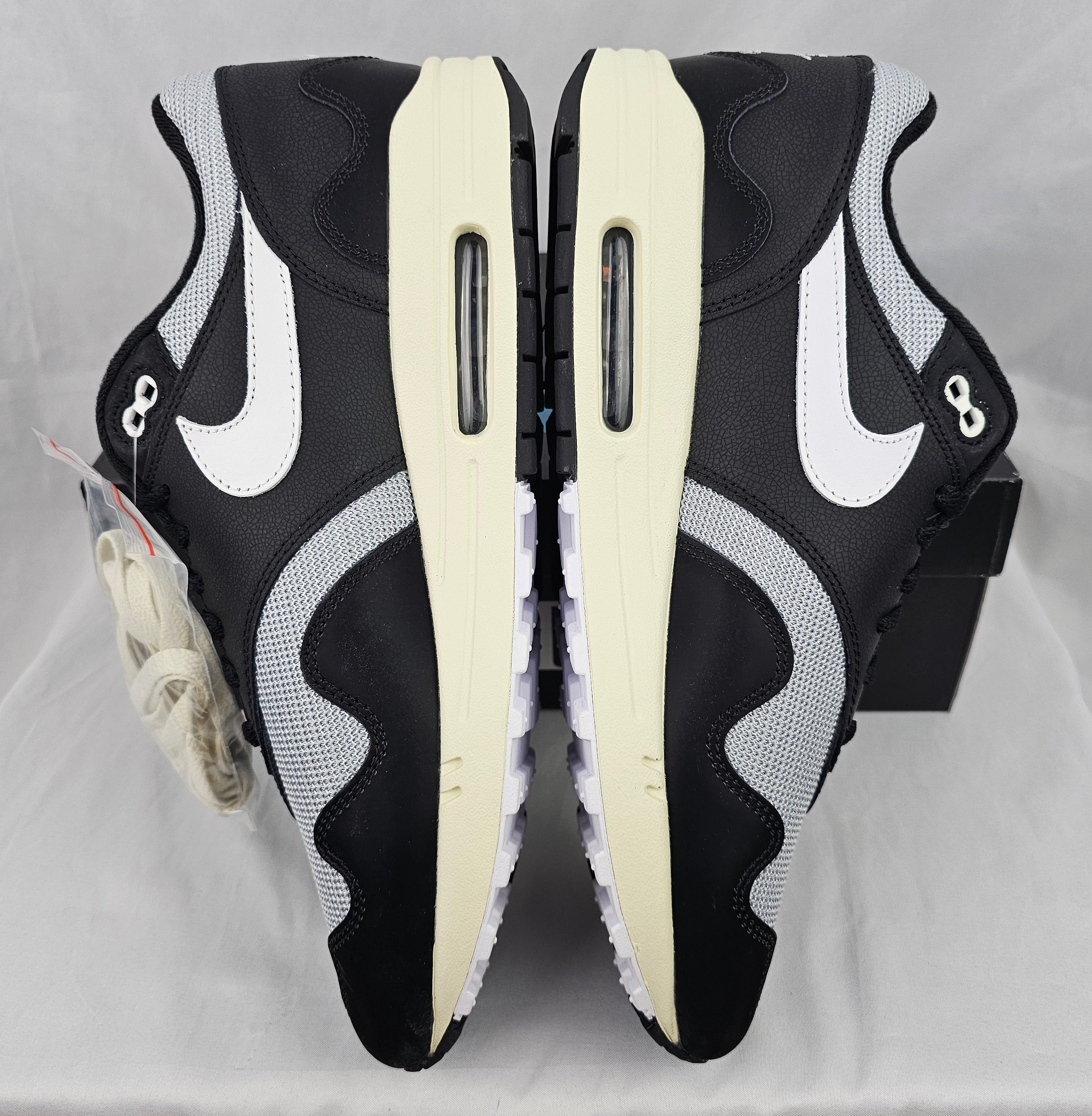 Nike × Patta Nike Air Max 1 Patta Waves Black (with braclet) BRAND NEW Size US 11.5 / EU 44-45 - 6 Thumbnail