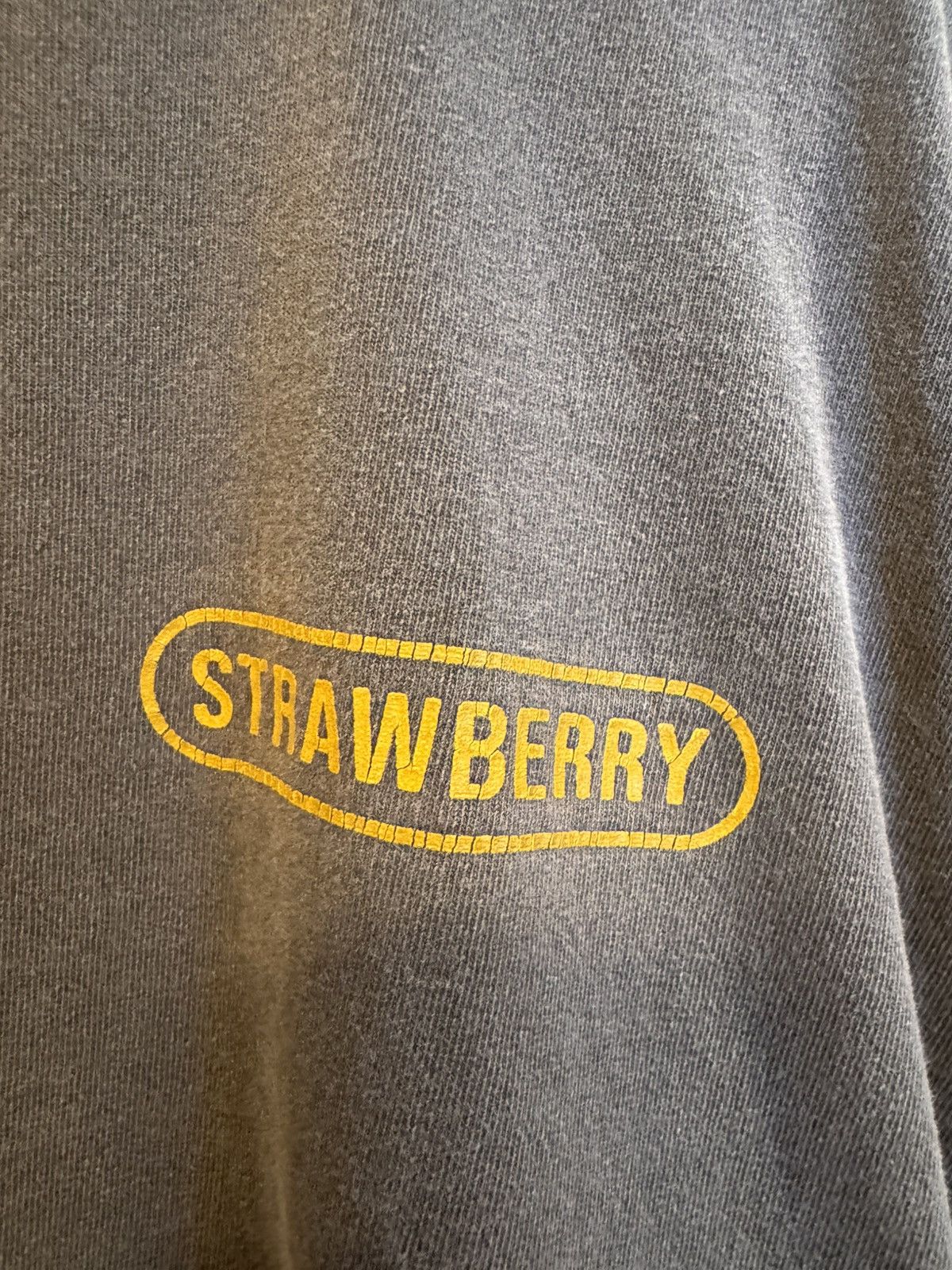 Strawberry Strawberry tee Size US L / EU 52-54 / 3 - 4 Thumbnail