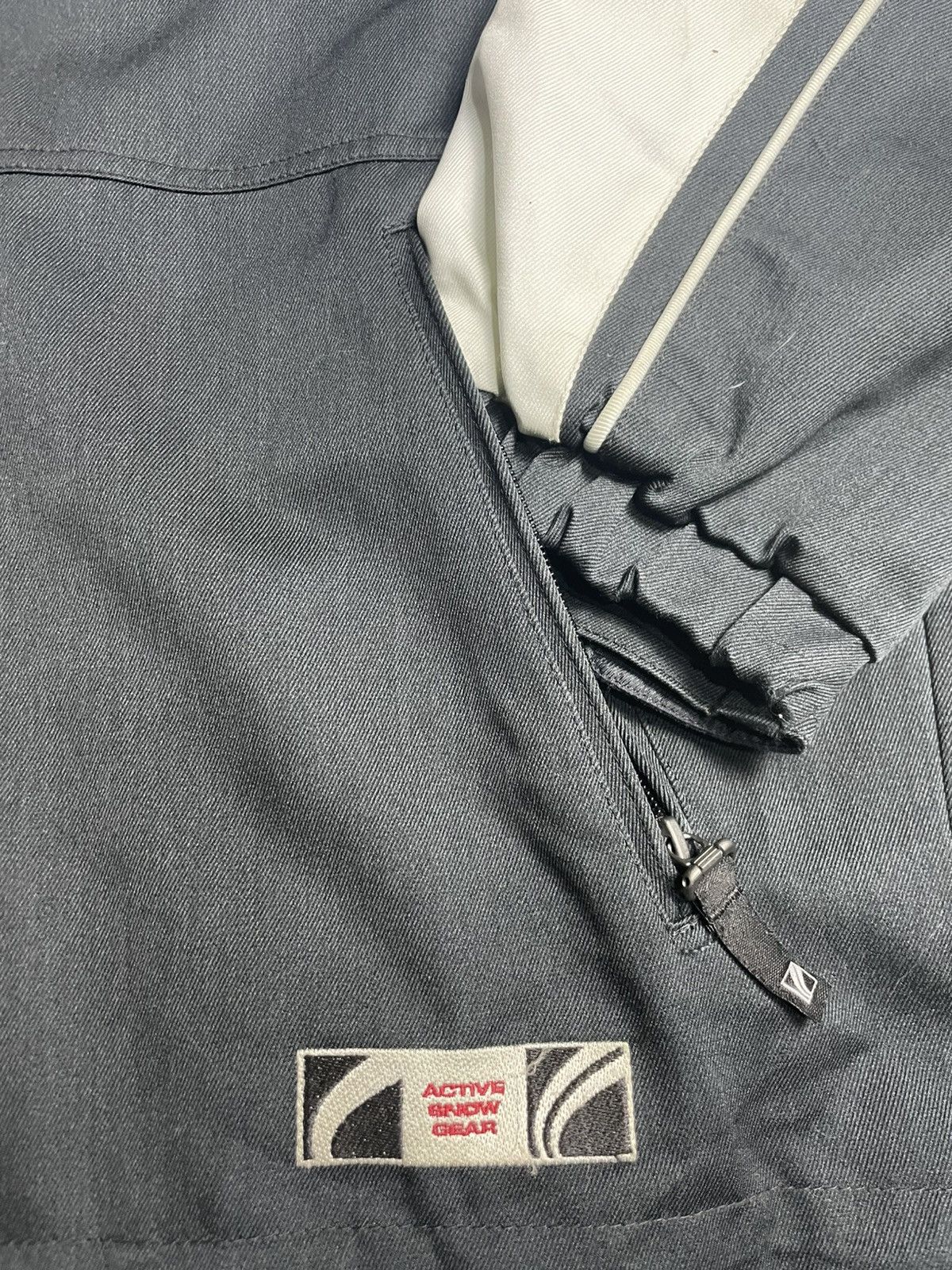 Descente × Vintage Descente Men’s Windbreaker (25) Size US L / EU 52-54 / 3 - 9 Thumbnail