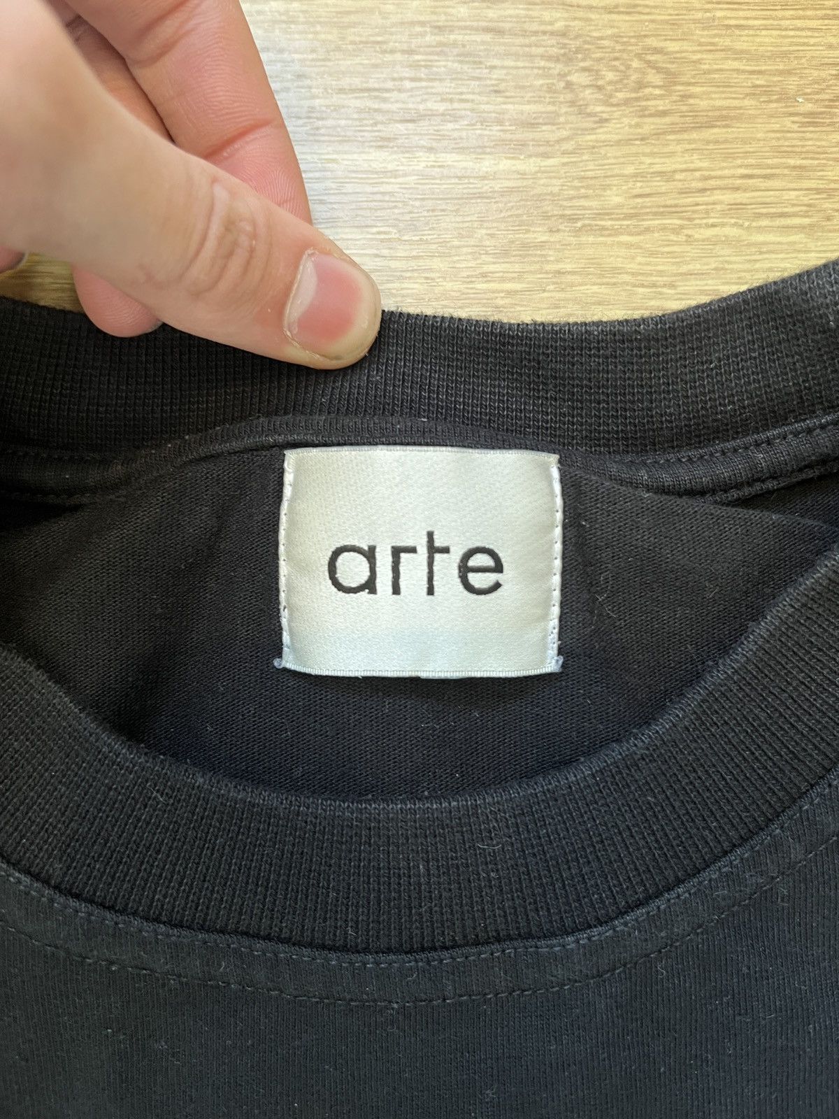 Arte Antwerp Arte Antwerp Pixel Backprint T-Shirt AW23 – Black – Size M Size US L / EU 52-54 / 3 - 5 Thumbnail