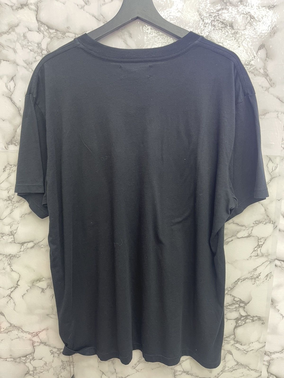 Amiri Amiri core logo paisley tee (black/red/pink) Size US L / EU 52-54 / 3 - 2 Thumbnail