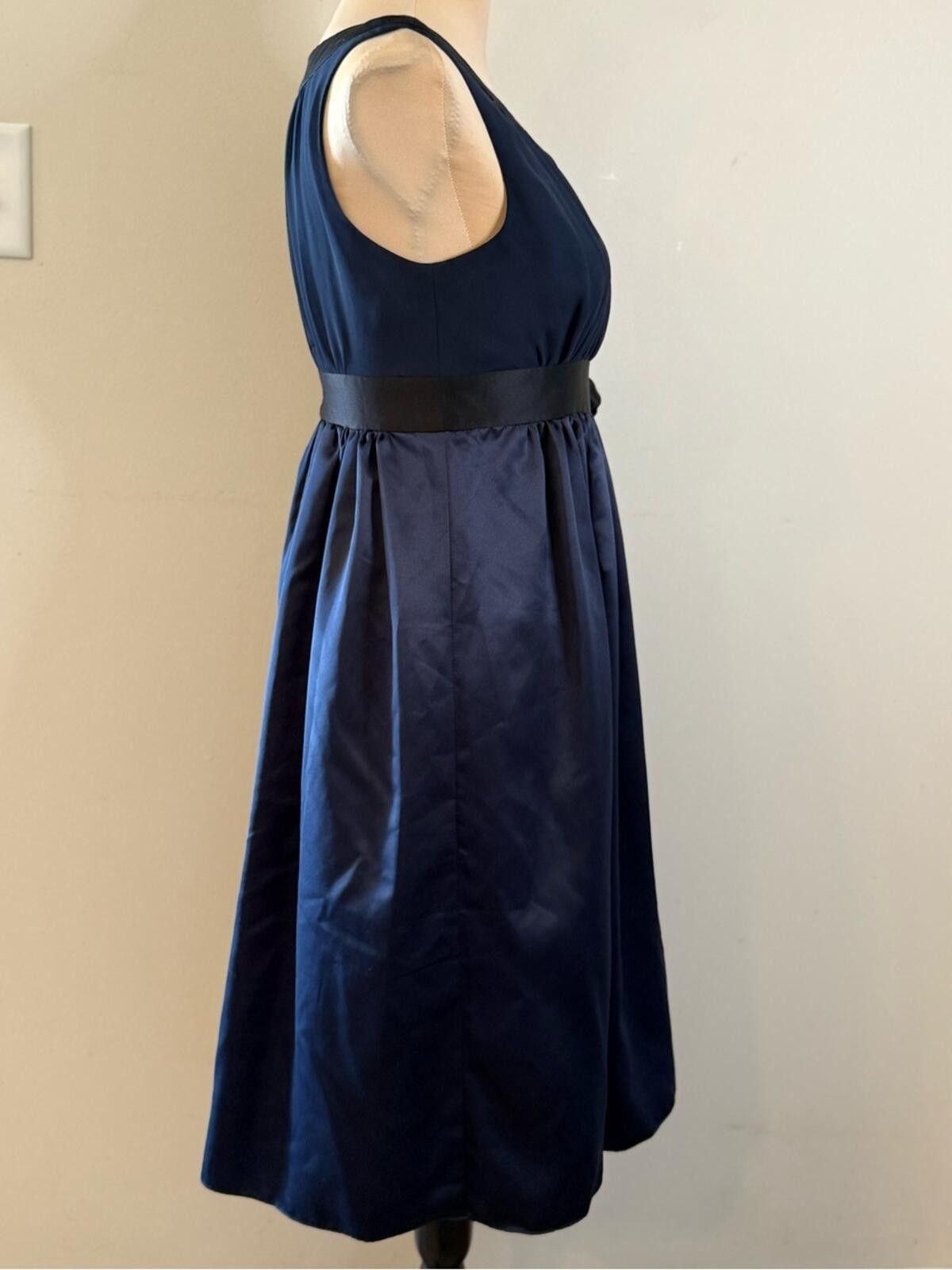 Other Max and Cleo formal navy midi dress black 3D rose belt SZ 4 Size S / US 4 / IT 40 - 2 Thumbnail