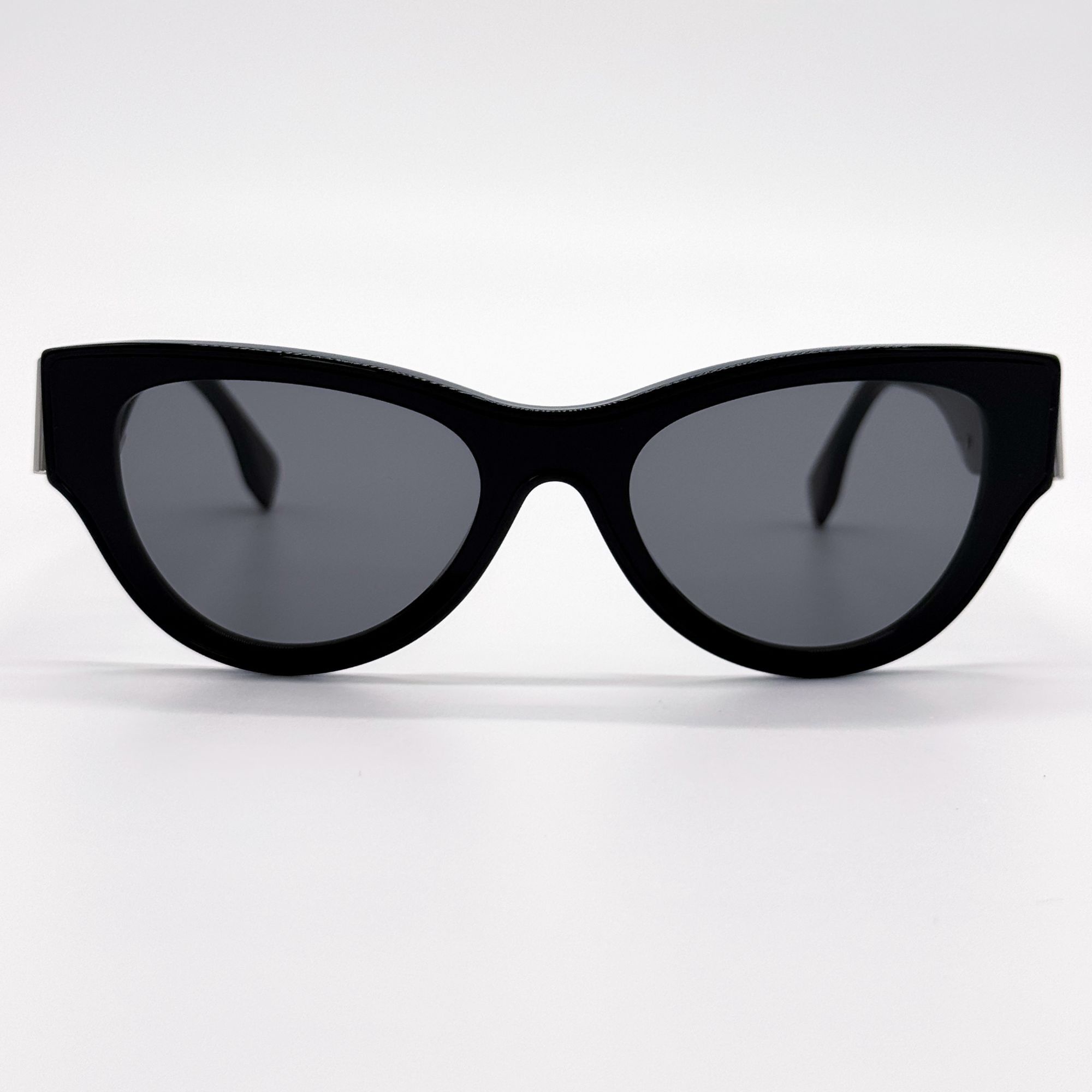 Fendi NEW FENDI SUNGLASSES FE40135I 01A BLACK WOMEN EYEWEAR Size ONE SIZE - 4 Thumbnail
