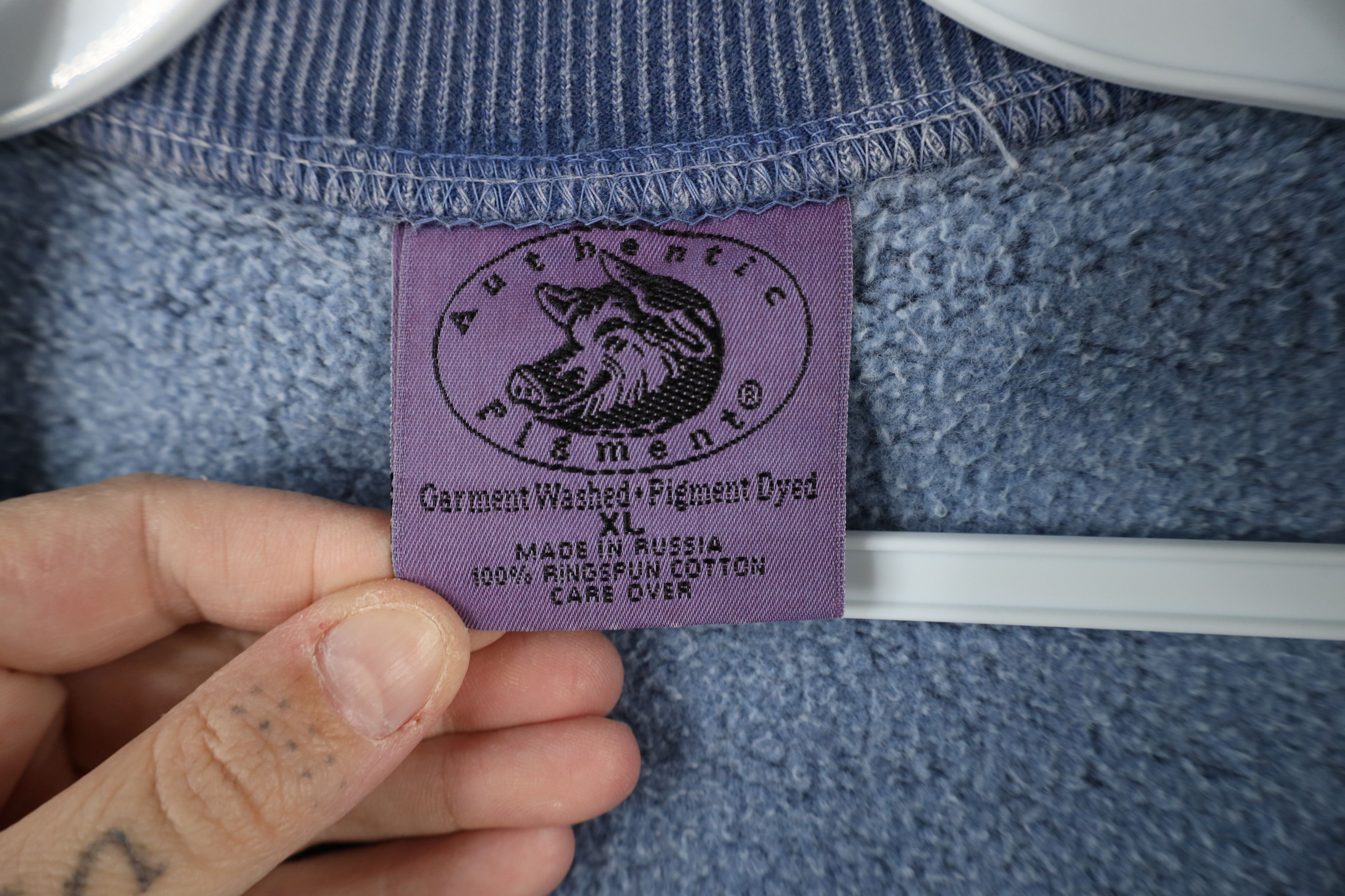 Vintage Vintage Y2K 2003 Toledo Ice Yacht Club Crewneck Sweatshirt Size US XL / EU 56 / 4 - 7 Thumbnail