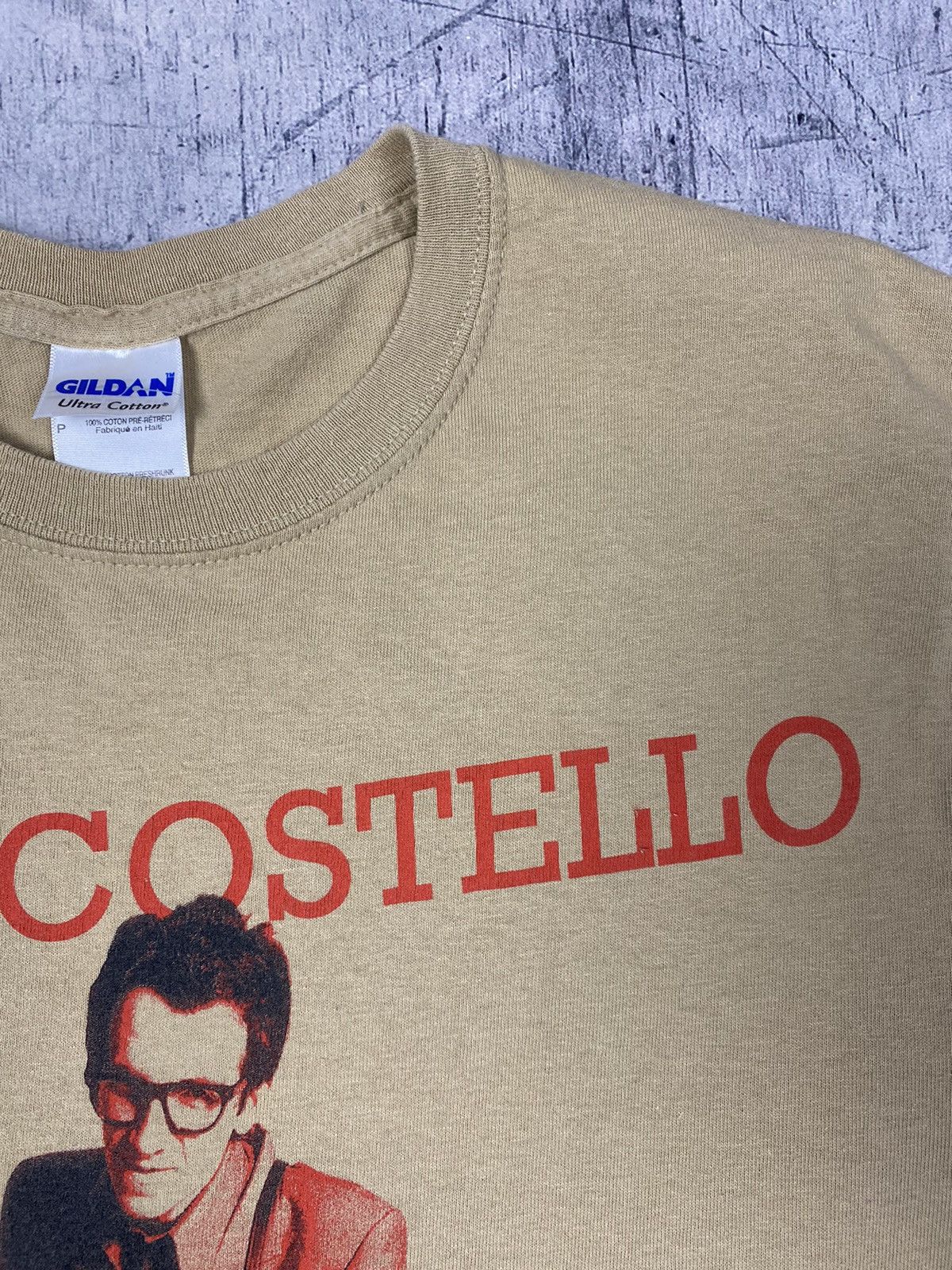 Vintage Vintage Elvis Costello 2010 under license to wifi Tee Size US S / EU 44-46 / 1 - 10 Thumbnail