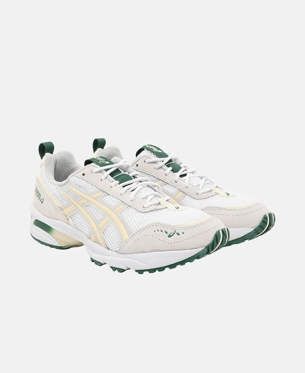 Asics Gel-1090V2 Running Shoes in White, Women's (Size 7.5)