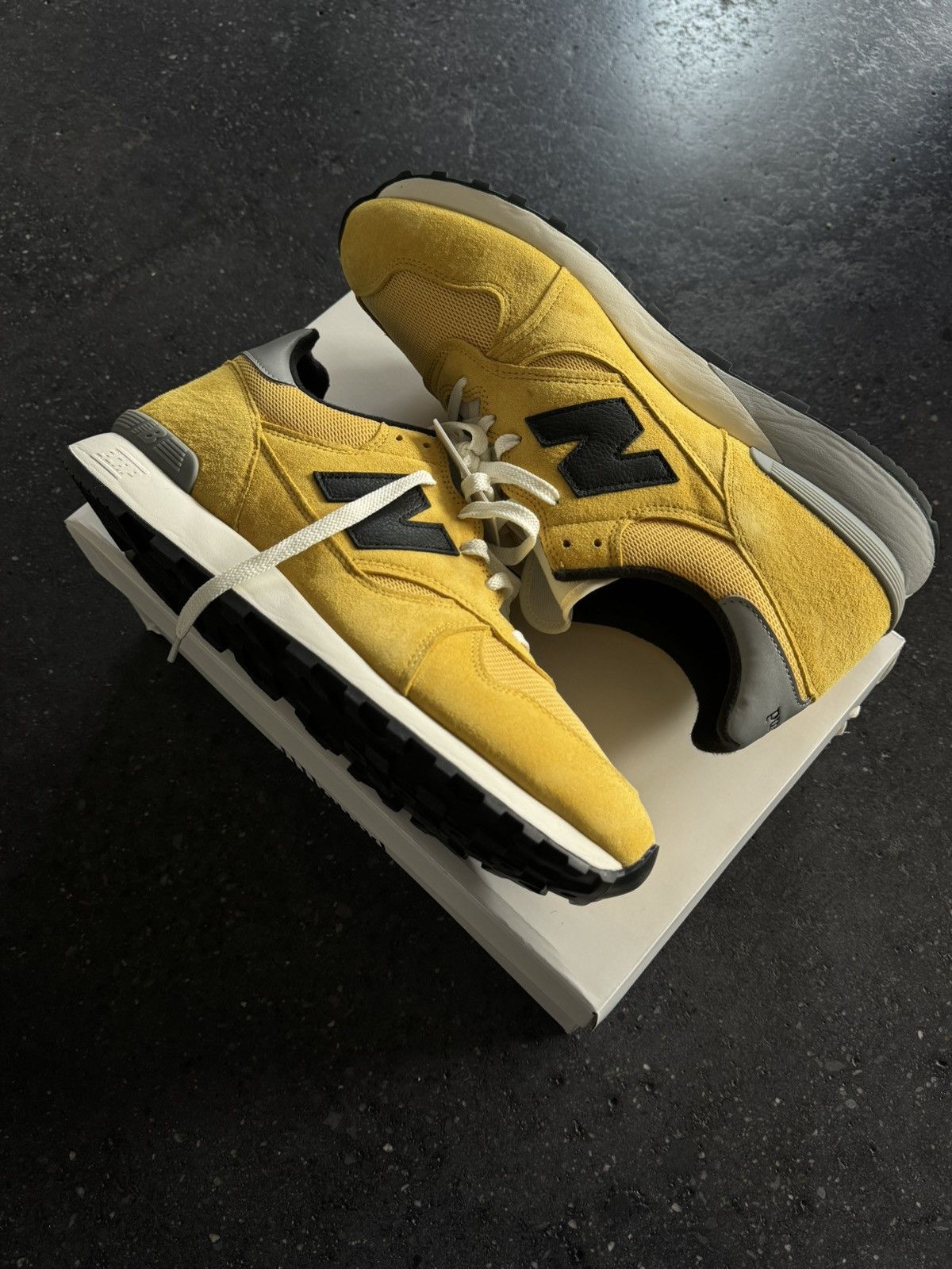 JJJJound × New Balance JJJJound x New balance 475 Size US 15 / EU 48 - 3 Thumbnail
