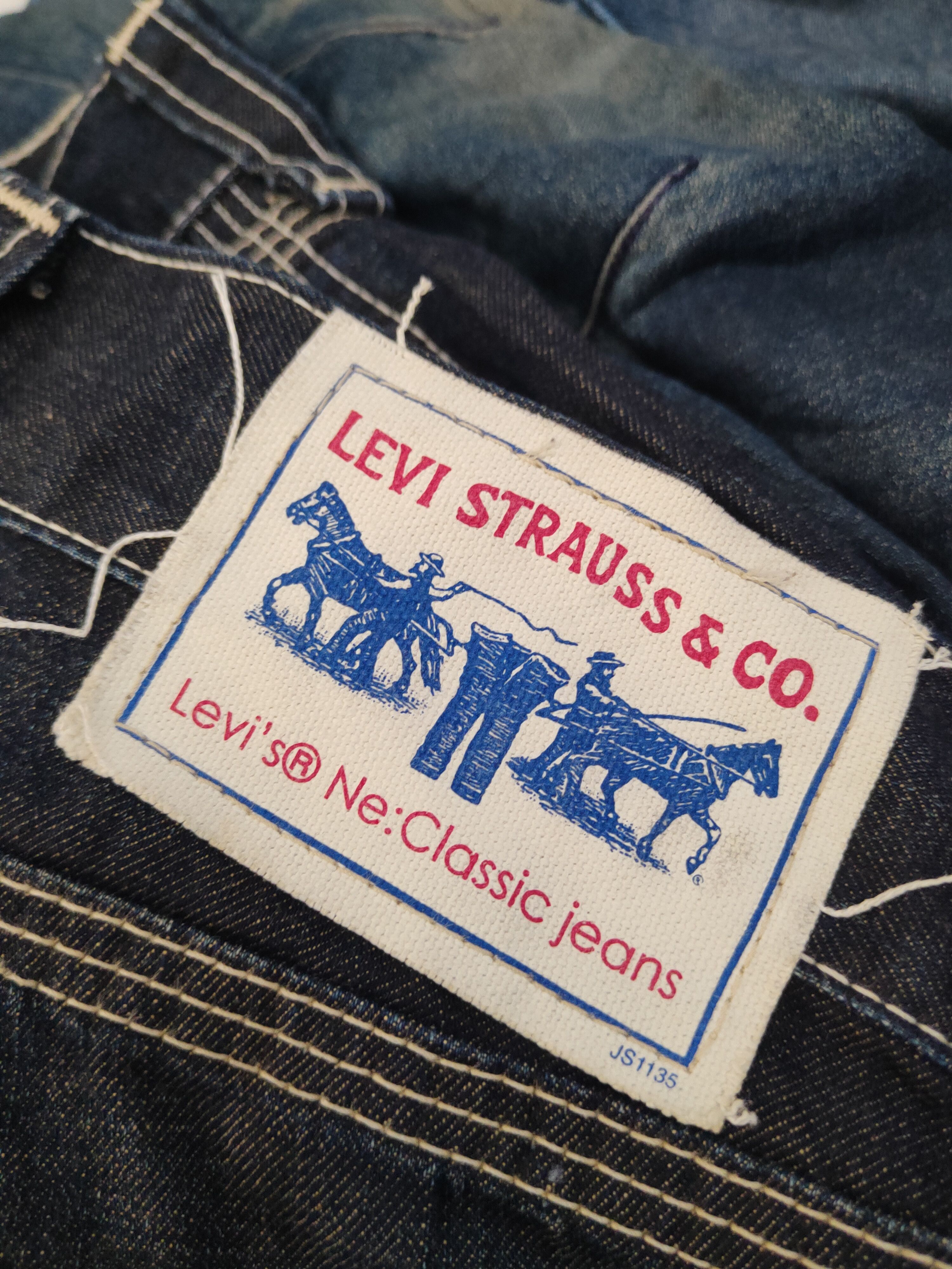 Levi's Levi's Black faded Distressed denim Jeans #W1994 Size US 29 - 14 Thumbnail