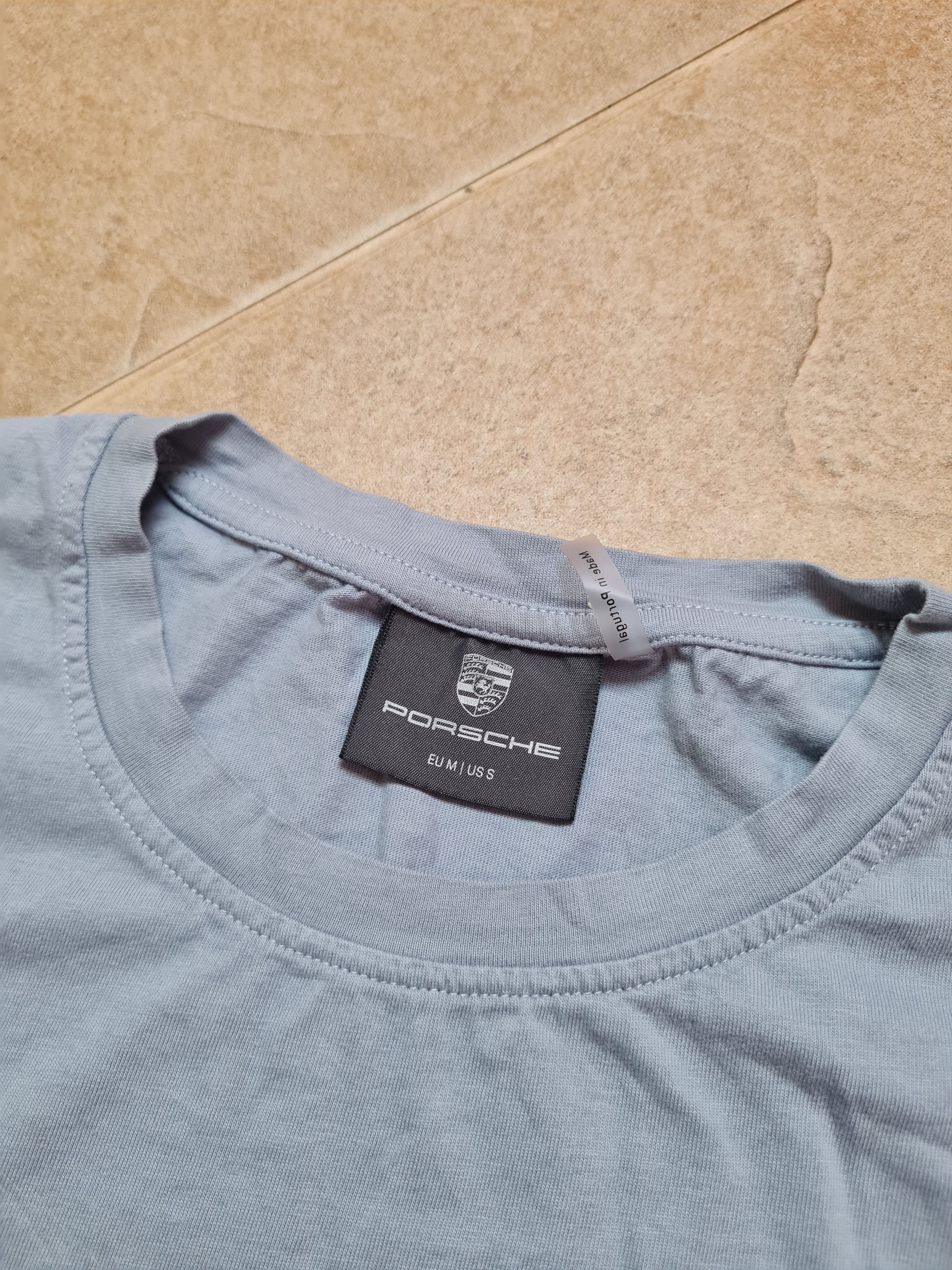 Porsche Design Vintage Shirt Porsche Macan Unisex T-Shirt Grey Size US S Size US S / EU 44-46 / 1 - 11 Thumbnail