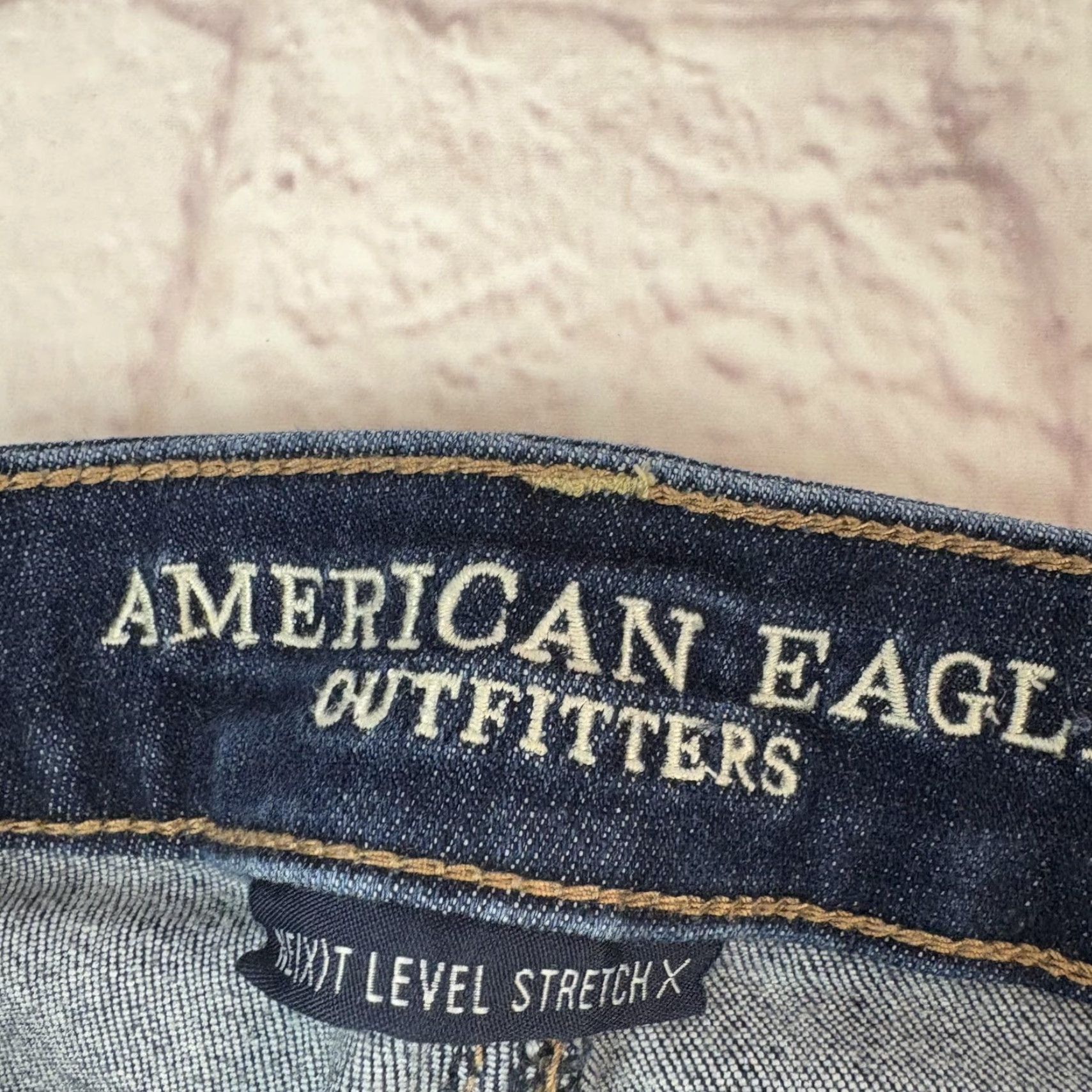 American Eagle Outfitters American Eagle Outfitters Shorts Womens 6 Blue Denim Cutoff Raw Hem Stretch Size 28" / US 6 / IT 42 - 5 Thumbnail