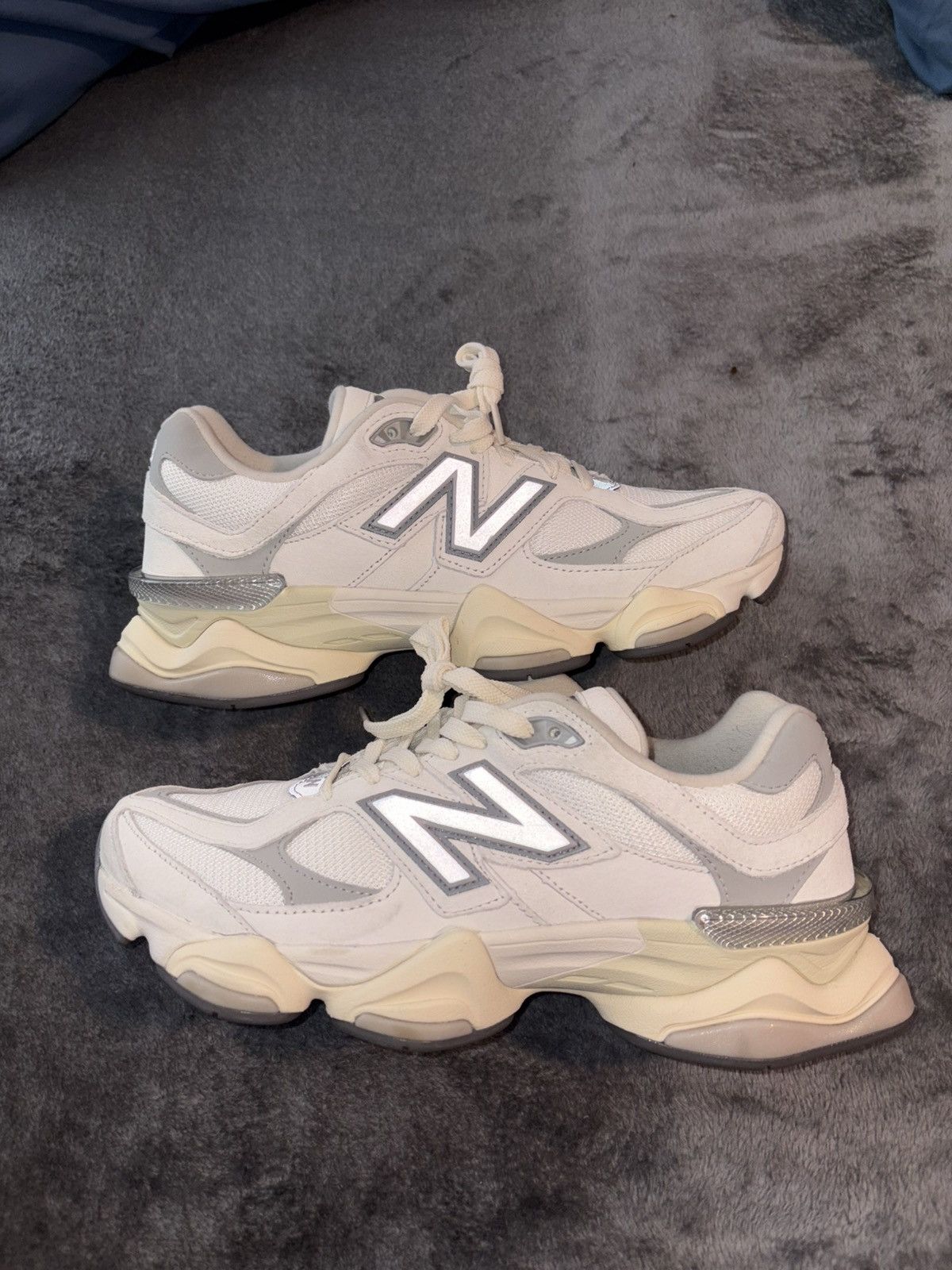 New Balance New Balance 9060 Sea salt with concrete and silver metallic Size US 9 / EU 42 - 2 Thumbnail