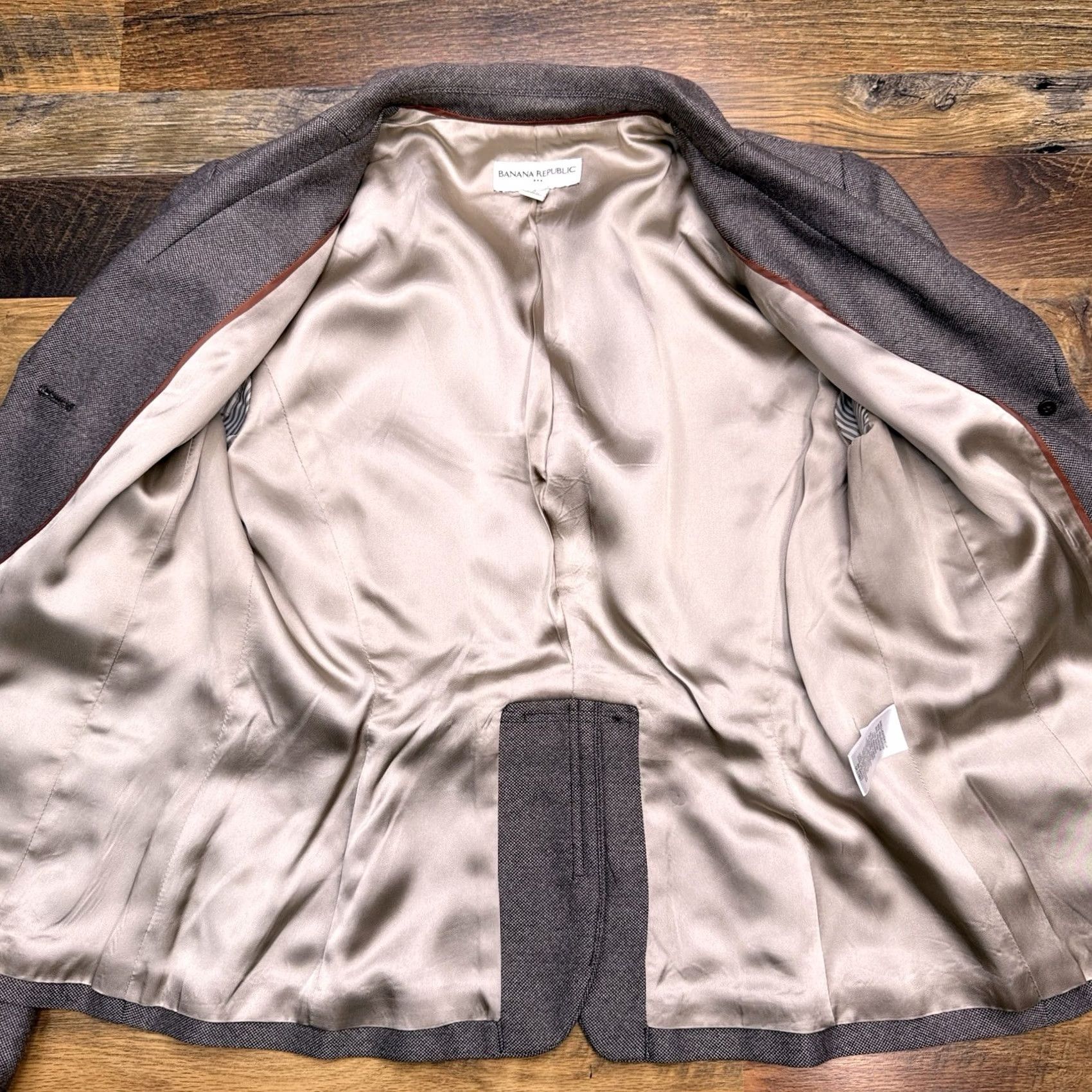 Banana Republic Banana Republic Blazer Jacket Womens 8 Tan Career Size M / US 6-8 / IT 42-44 - 3 Thumbnail