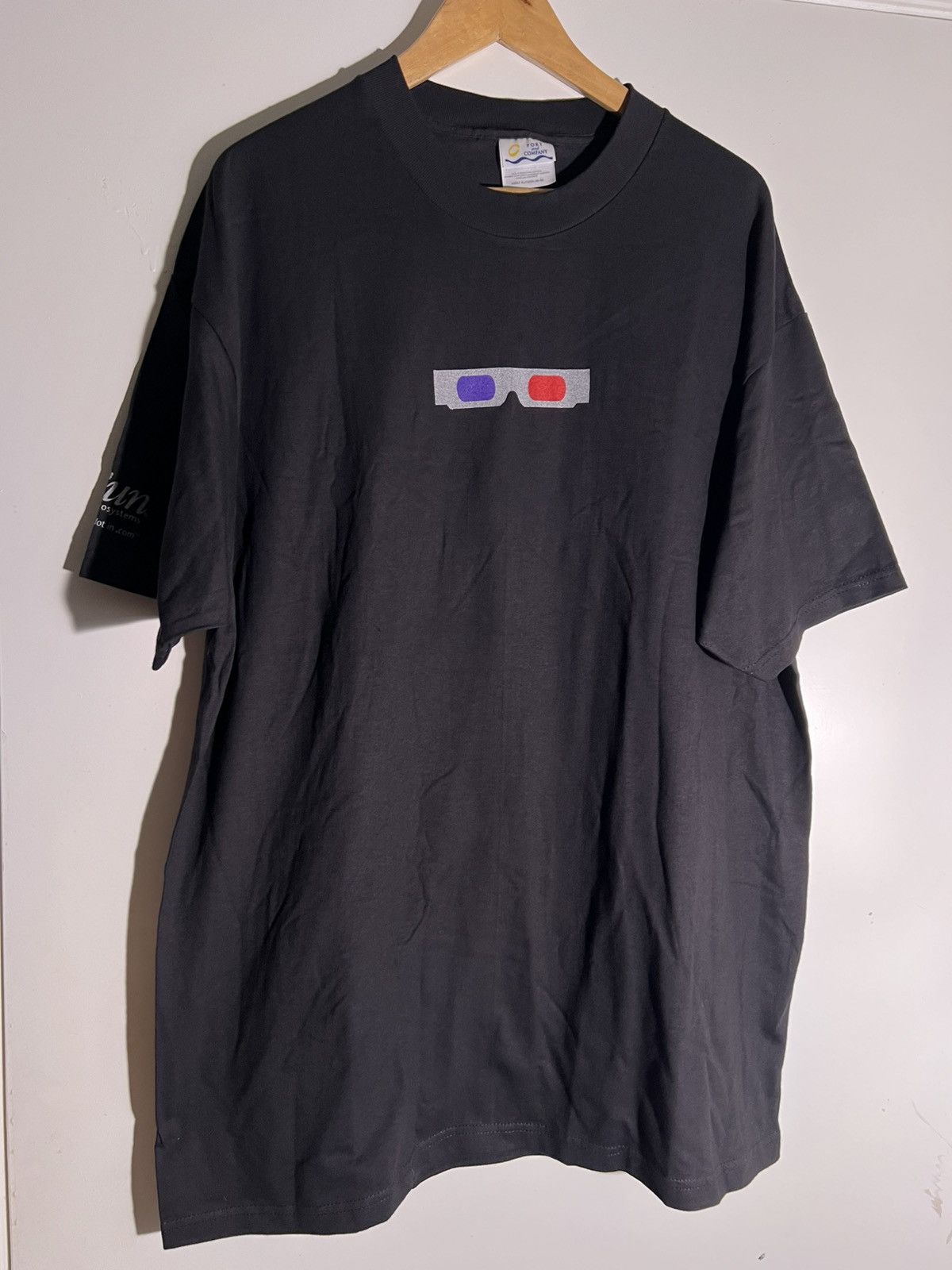 Y2K 2000’s VTG Vintage 3D Glasses IT PC Computer Tech Shirt