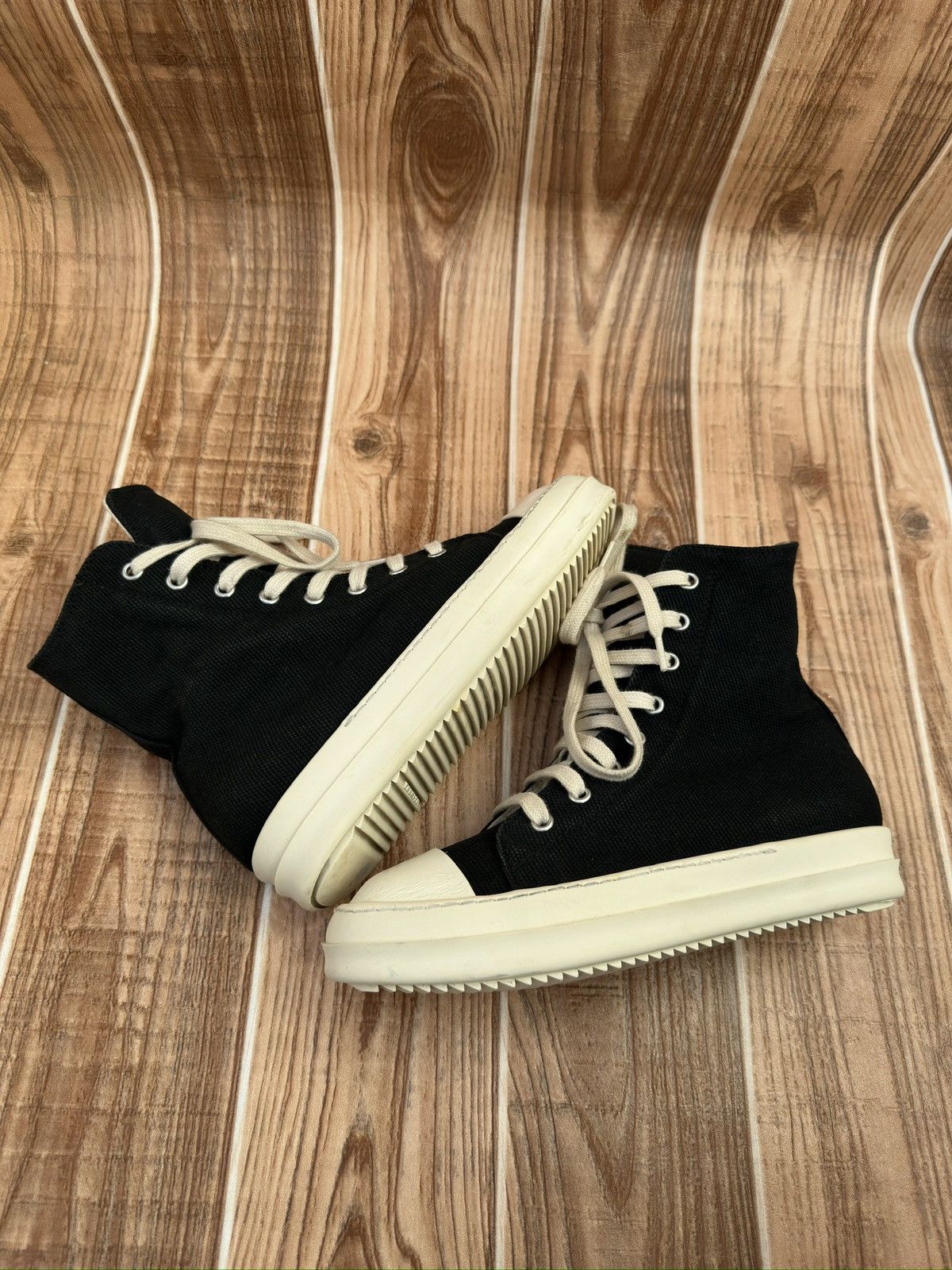 Rick Owens Rick Owens DRKSHDW Canvas Ramones High Tops Size US 6 / IT 36 - 9 Thumbnail