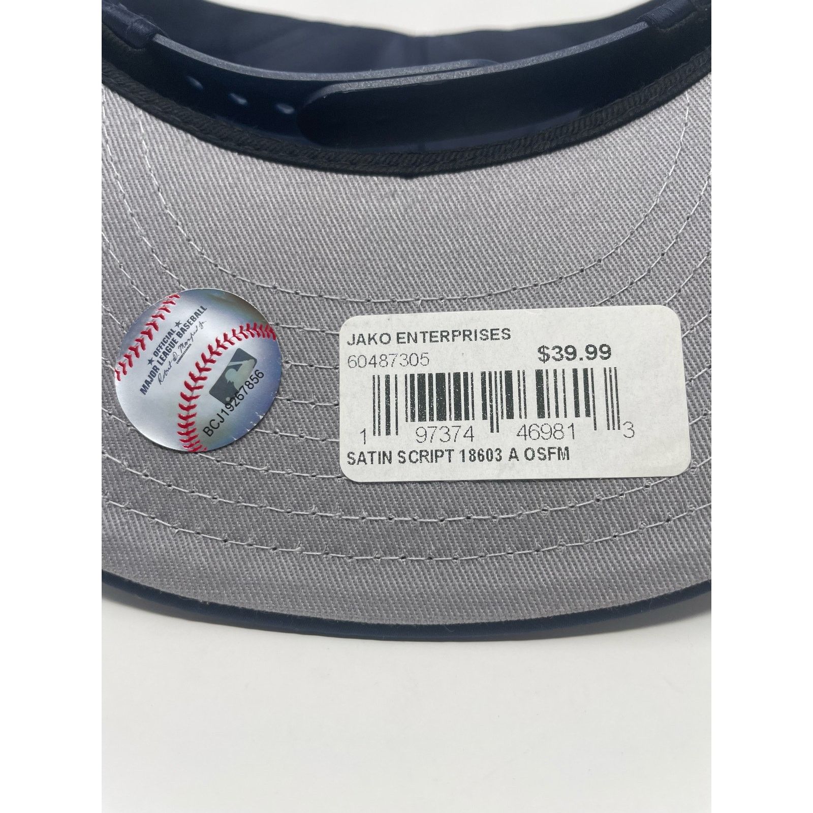 New Era Atlanta Braves 9Fifty Satin Script Fitted Snapback Hat Cap Size ONE SIZE - 5 Thumbnail