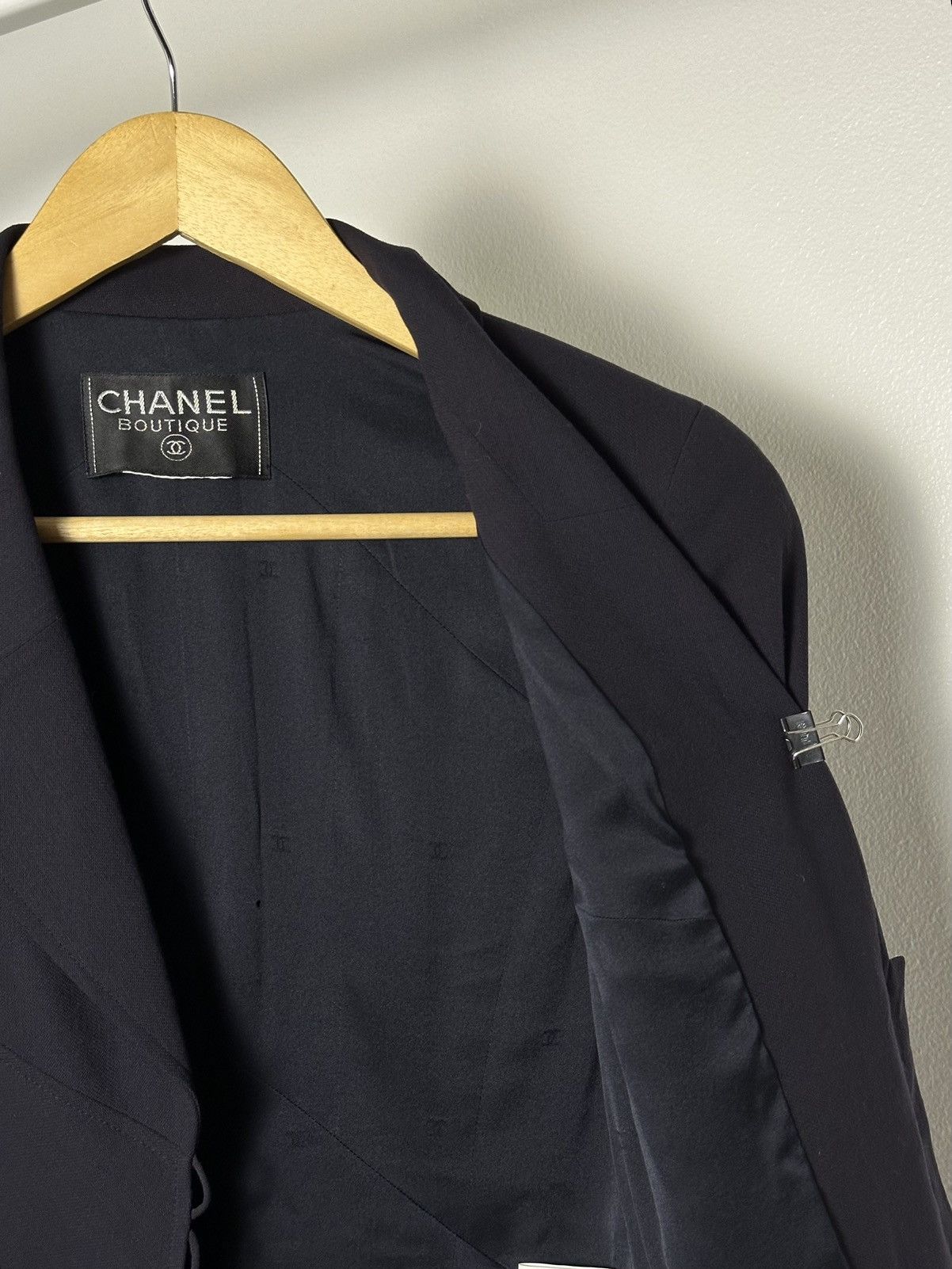 Chanel Chanel 1997 Runway Gripoix Logo Button Corset Suit Jacket Size M / US 6-8 / IT 42-44 - 7 Thumbnail